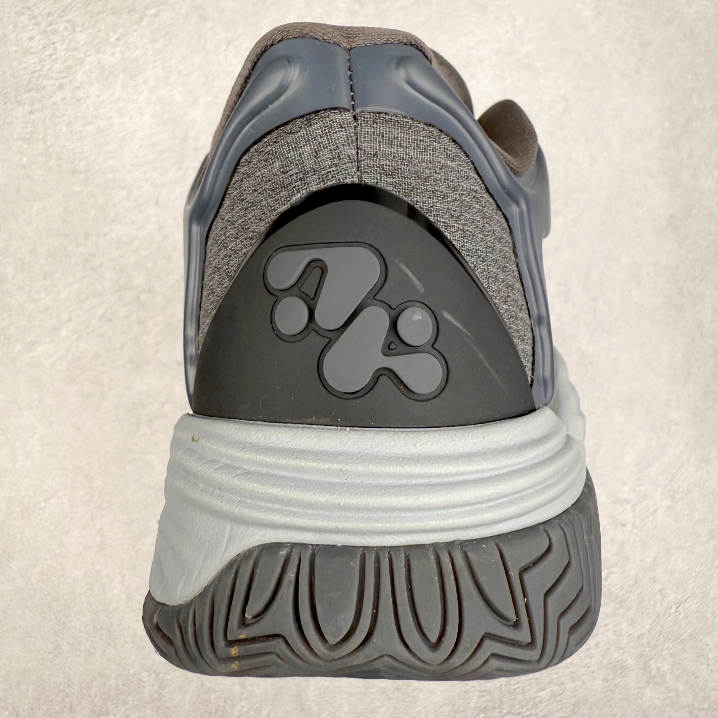 图片[8]-PUMA STEWIE 3 彪马舒适百搭防滑耐磨低帮 篮球鞋 实拍调校N版已经零色差零失真 百分百还原实物色彩所见即所得 不存在货不对板色差等低级问题 选购参考实物拍摄 不混卖不参货 只用心做好货严格选品 承诺混一赔十 尺码：36 36.5 37.5 38 38.5 39 40 40.5 41 42 42.5 43 44 44.5 45-选品中心