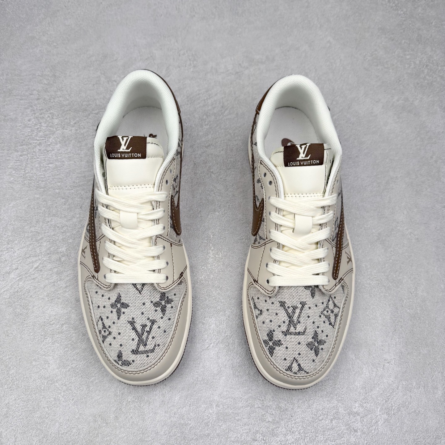 图片[2]-TS x Air Jordan AJ1 Low 倒钩低帮联名定制配色 XS7089-605 原厂内置气垫魔块 A模大底 头层小牛皮 鞋舌AJ原厂专用牛津布+AJ专用反口珍珠布+原厂无杂质高弹内里海棉+特殊封边弹力鞋带 实拍调校N版已经零色差零失真 百分百还原实物色彩所见即所得 不存在货不对板色差等低级问题 选购参考实物拍摄 不混卖不参货 只用心做好货严格选品 承诺混一赔十 尺码：36 36.5 37.5 38 38.5 39 40 40.5 41 42 42.5 43 44 44.5 45-选品中心