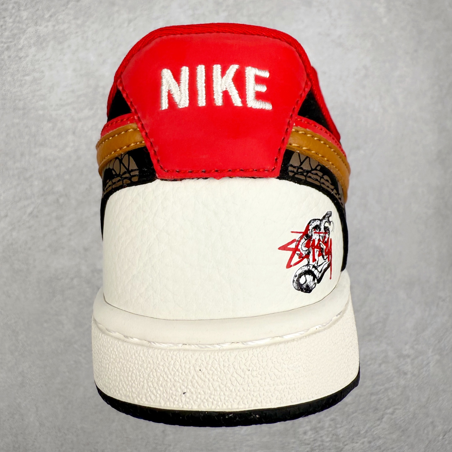 图片[8]-＃福利特价 NK Court Vision 1 Low低帮板鞋运动鞋休闲鞋 折边针车 工艺难度大 原楦头原纸板 原装鞋盒 定制五金配件 内置全掌气垫 原厂鞋底 尺码：36 36.5 37.5 38 38.5 39 40 40.5 41 42 42.5 43 44 44.5 45-选品中心