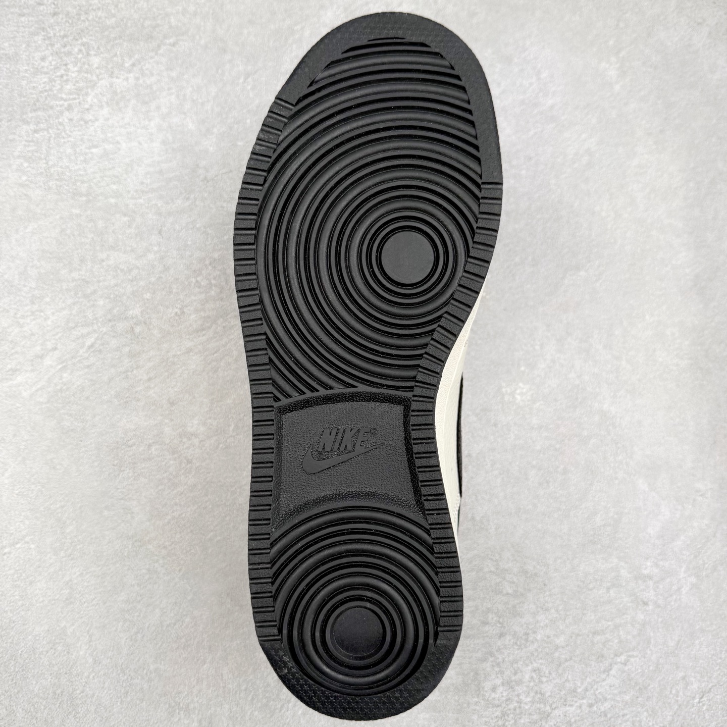 图片[9]-＃福利特价 NK Court Vision 1 Low低帮板鞋运动鞋休闲鞋 折边针车 工艺难度大 原楦头原纸板 原装鞋盒 定制五金配件 内置全掌气垫 原厂鞋底 尺码：36 36.5 37.5 38 38.5 39 40 40.5 41 42 42.5 43 44 44.5 45-选品中心