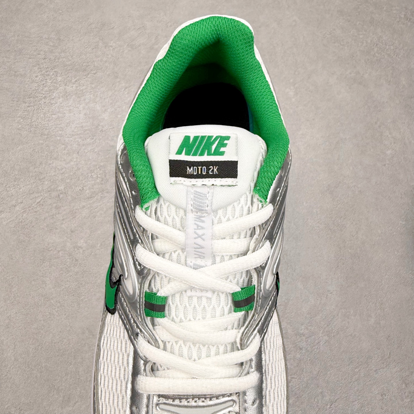 图片[5]-NK Air Max Moto 2K 舒适百搭耐磨 低帮跑步鞋 实拍调校N版已经零色差零失真 百分百还原实物色彩所见即所得 不存在货不对板色差等低级问题 选购参考实物拍摄 不混卖不参货 只用心做好货严格选品 承诺混一赔十 尺码：36 36.5 37.5 38 38.5 39 40 40.5 41 42 42.5 43 44 44.5 45-选品中心