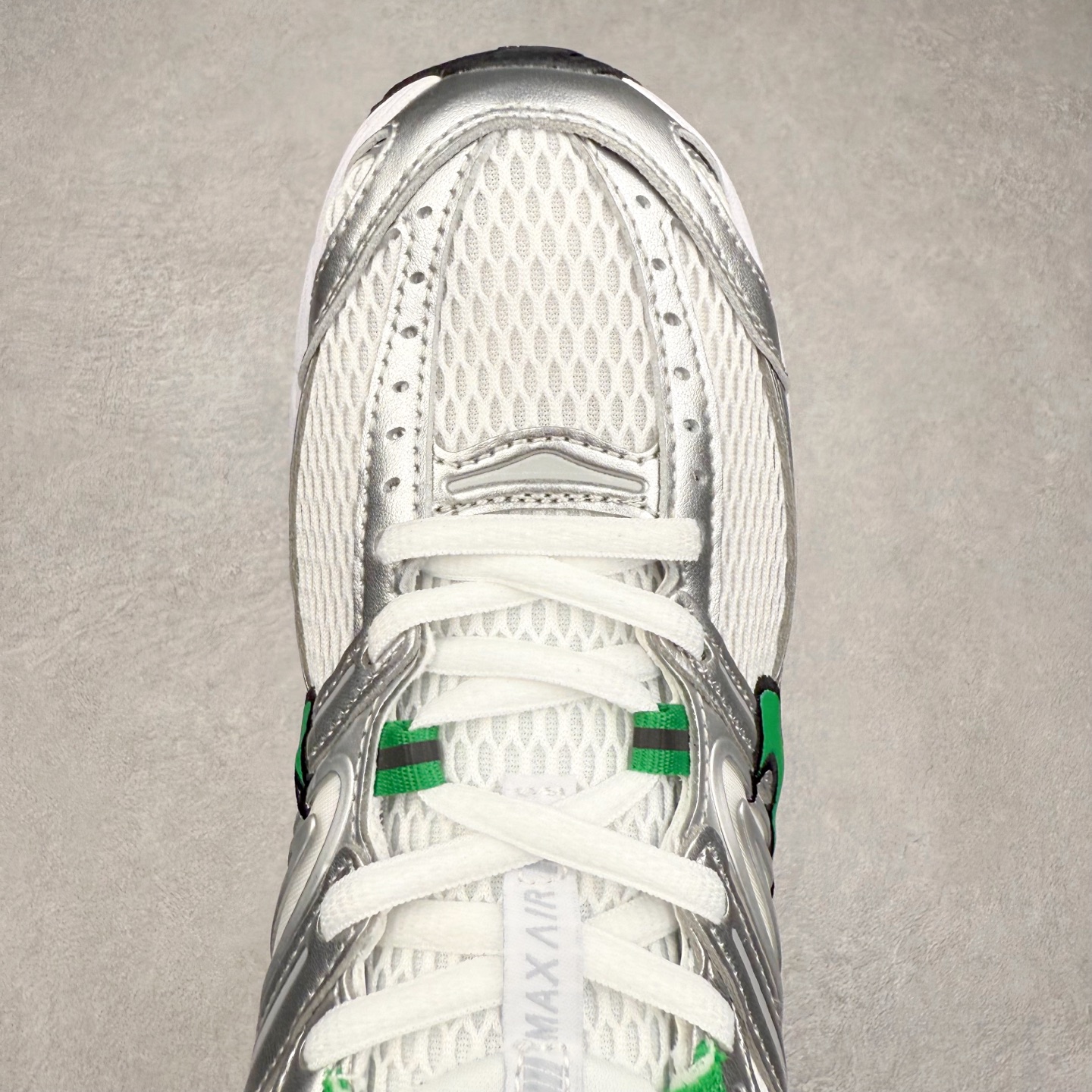 图片[4]-NK Air Max Moto 2K 舒适百搭耐磨 低帮跑步鞋 实拍调校N版已经零色差零失真 百分百还原实物色彩所见即所得 不存在货不对板色差等低级问题 选购参考实物拍摄 不混卖不参货 只用心做好货严格选品 承诺混一赔十 尺码：36 36.5 37.5 38 38.5 39 40 40.5 41 42 42.5 43 44 44.5 45-选品中心