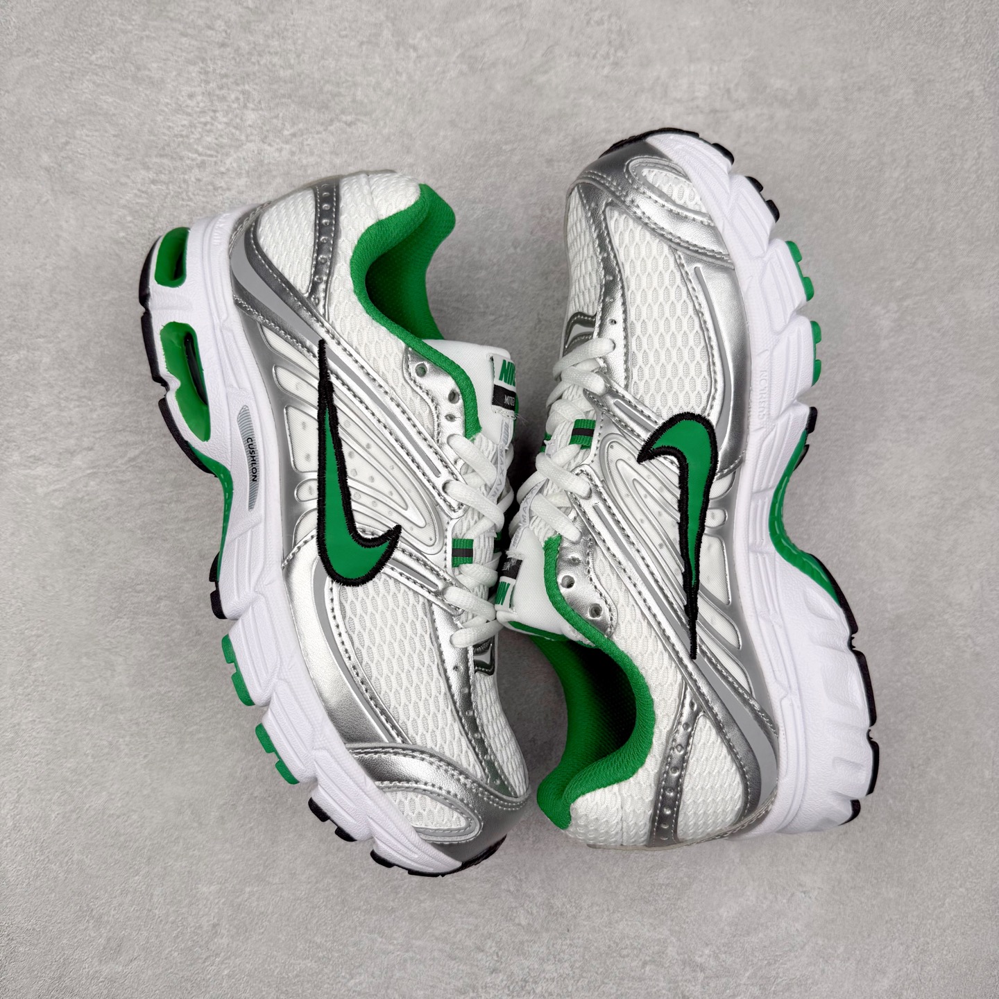 图片[3]-NK Air Max Moto 2K 舒适百搭耐磨 低帮跑步鞋 实拍调校N版已经零色差零失真 百分百还原实物色彩所见即所得 不存在货不对板色差等低级问题 选购参考实物拍摄 不混卖不参货 只用心做好货严格选品 承诺混一赔十 尺码：36 36.5 37.5 38 38.5 39 40 40.5 41 42 42.5 43 44 44.5 45-选品中心