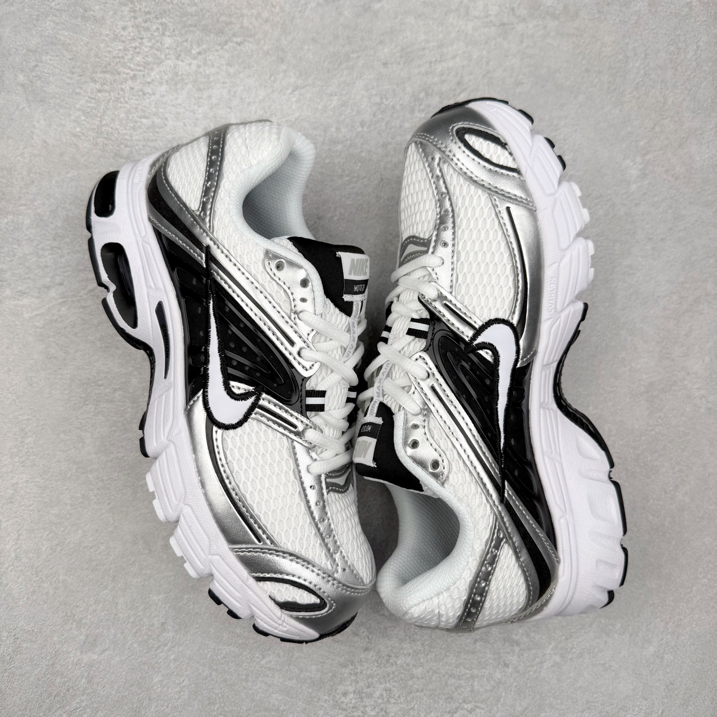 图片[3]-NK Air Max Moto 2K 舒适百搭耐磨 低帮跑步鞋 实拍调校N版已经零色差零失真 百分百还原实物色彩所见即所得 不存在货不对板色差等低级问题 选购参考实物拍摄 不混卖不参货 只用心做好货严格选品 承诺混一赔十 尺码：36 36.5 37.5 38 38.5 39 40 40.5 41 42 42.5 43 44 44.5 45-选品中心