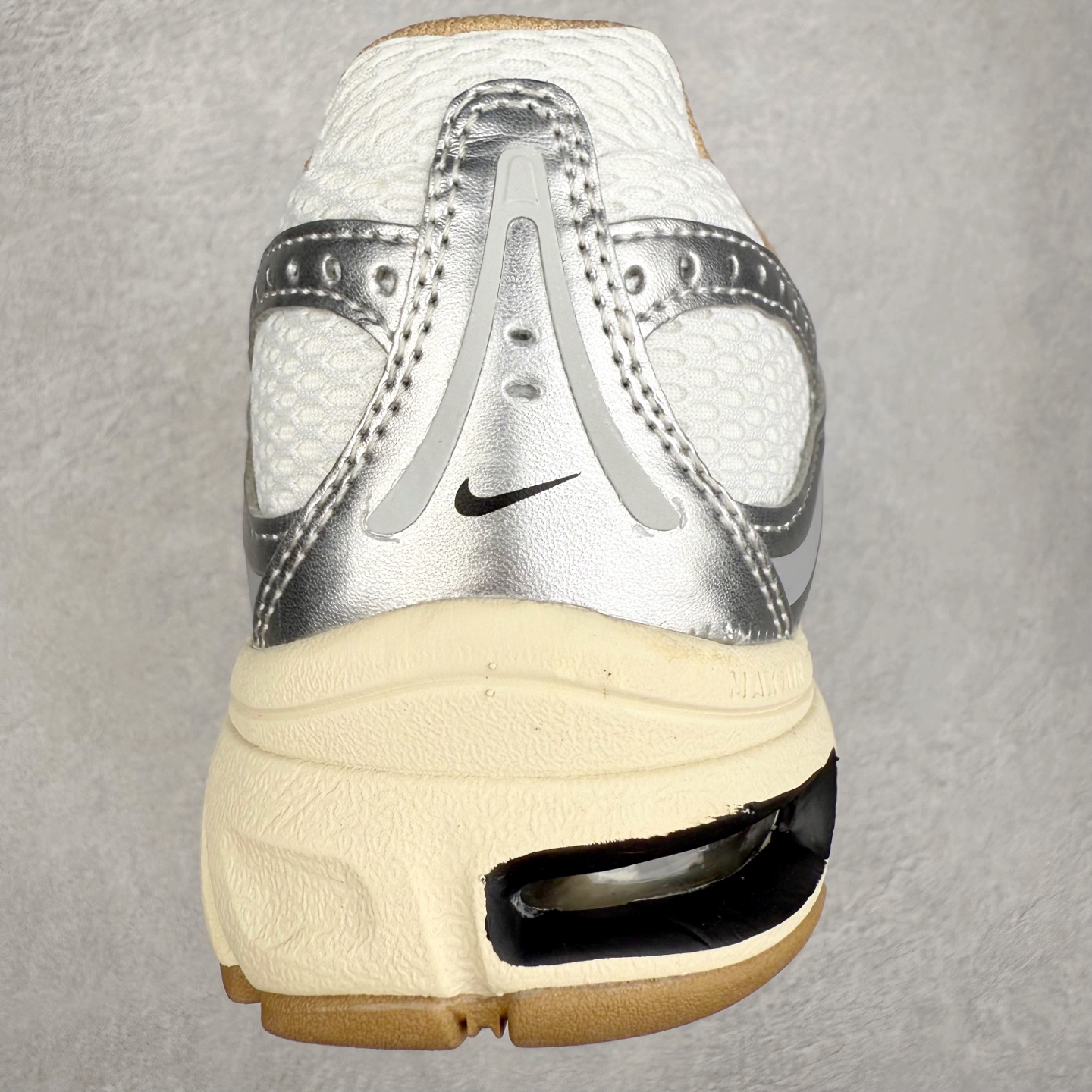 图片[8]-NK Air Max Moto 2K 舒适百搭耐磨 低帮跑步鞋 实拍调校N版已经零色差零失真 百分百还原实物色彩所见即所得 不存在货不对板色差等低级问题 选购参考实物拍摄 不混卖不参货 只用心做好货严格选品 承诺混一赔十 尺码：36 36.5 37.5 38 38.5 39 40 40.5 41 42 42.5 43 44 44.5 45-选品中心