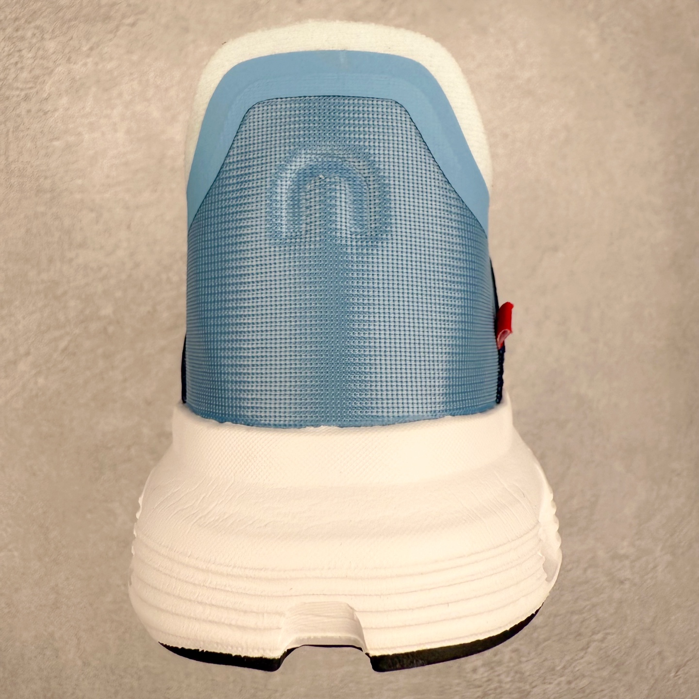 图片[8]-On Cloud 6 Push 昂跑减震生活休闲鞋 此运动品牌 开创于2010年 缓震着陆、强效回弹、轻柔质感的设计构思始终是ON研制关键 与此同时基于“为全球提供革新性的跑步感受”信念 陆续推出了多款跑鞋及其以专业运动人体跑步工程学为设计关键的功能性跑步服饰设备 让跑者不费力气地畅快畅跑 尺码：36 36.5 37.5 38 38.5 39 40 40.5 41 42 42.5 43 44 44.5 45-选品中心