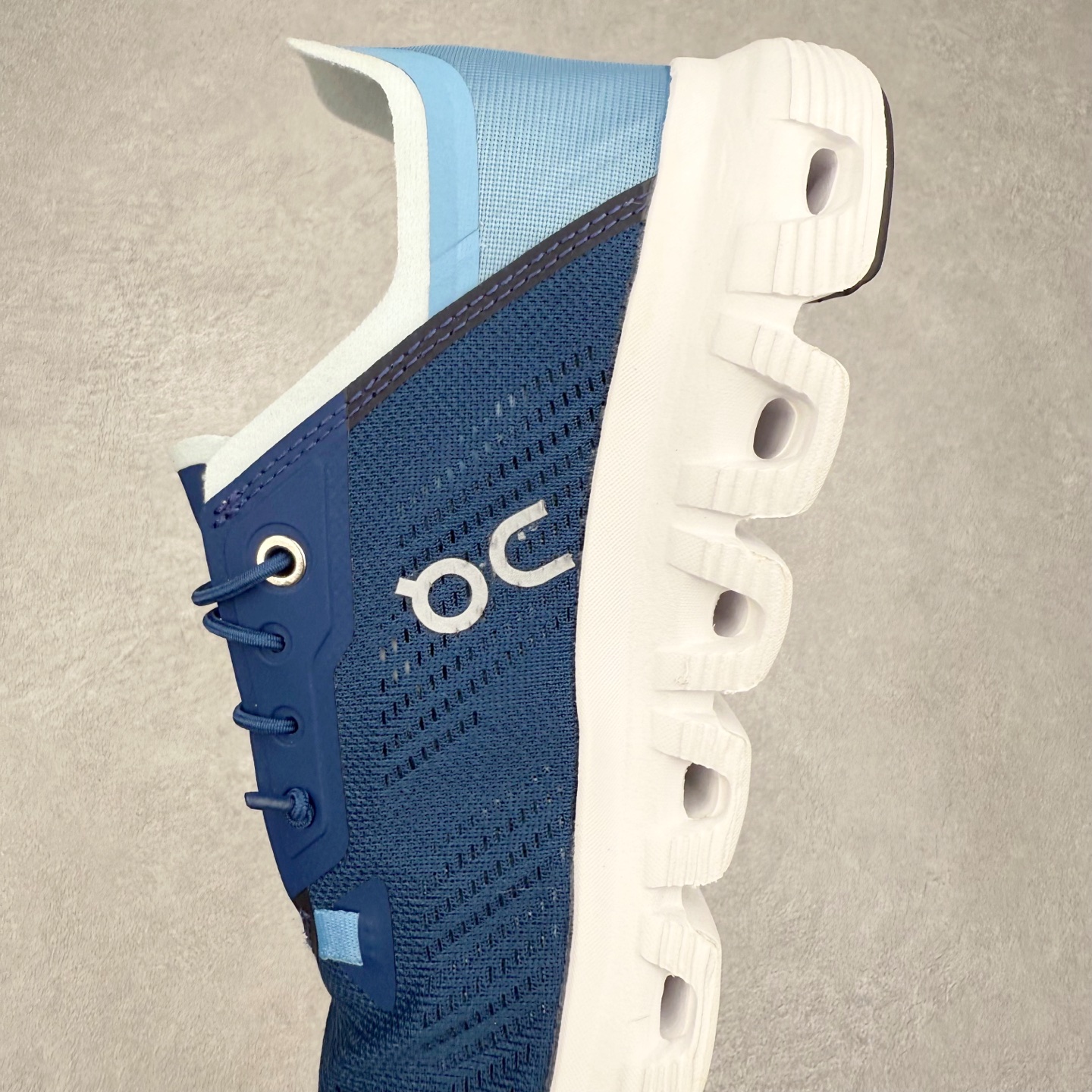 图片[7]-On Cloud 6 Push 昂跑减震生活休闲鞋 此运动品牌 开创于2010年 缓震着陆、强效回弹、轻柔质感的设计构思始终是ON研制关键 与此同时基于“为全球提供革新性的跑步感受”信念 陆续推出了多款跑鞋及其以专业运动人体跑步工程学为设计关键的功能性跑步服饰设备 让跑者不费力气地畅快畅跑 尺码：36 36.5 37.5 38 38.5 39 40 40.5 41 42 42.5 43 44 44.5 45-选品中心