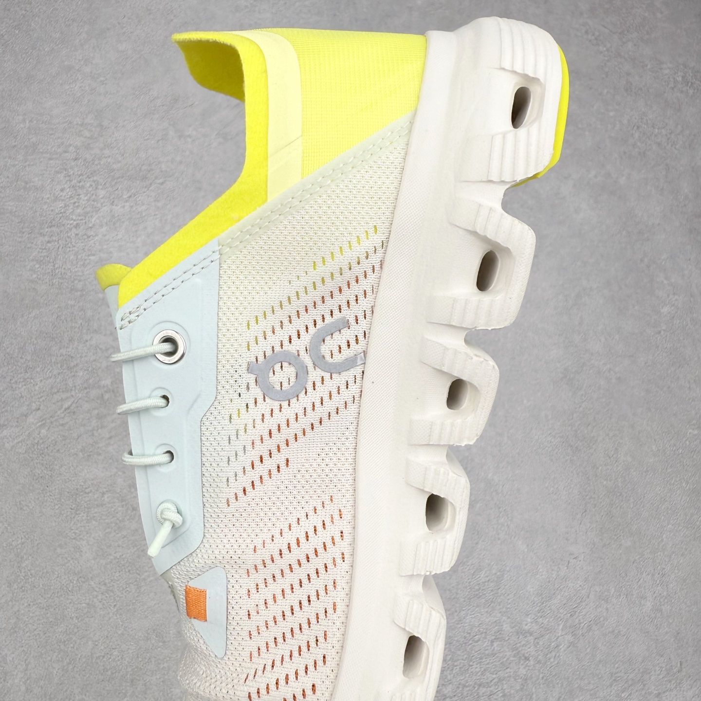 图片[7]-On Cloud 6 Push 昂跑减震生活休闲鞋 此运动品牌 开创于2010年 缓震着陆、强效回弹、轻柔质感的设计构思始终是ON研制关键 与此同时基于“为全球提供革新性的跑步感受”信念 陆续推出了多款跑鞋及其以专业运动人体跑步工程学为设计关键的功能性跑步服饰设备 让跑者不费力气地畅快畅跑 尺码：36 36.5 37.5 38 38.5 39 40 40.5 41 42 42.5 43 44 44.5 45-选品中心