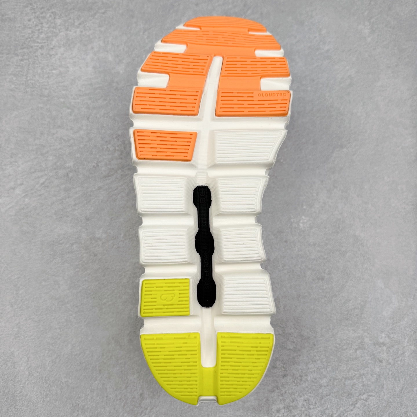 图片[9]-On Cloud 6 Push 昂跑减震生活休闲鞋 此运动品牌 开创于2010年 缓震着陆、强效回弹、轻柔质感的设计构思始终是ON研制关键 与此同时基于“为全球提供革新性的跑步感受”信念 陆续推出了多款跑鞋及其以专业运动人体跑步工程学为设计关键的功能性跑步服饰设备 让跑者不费力气地畅快畅跑 尺码：36 36.5 37.5 38 38.5 39 40 40.5 41 42 42.5 43 44 44.5 45-选品中心