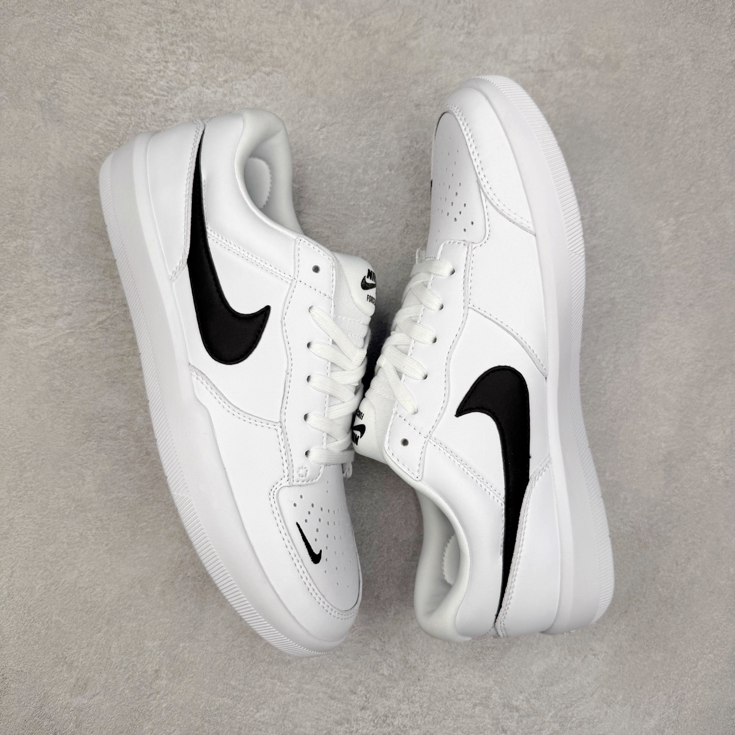 图片[3]-NK SB Force 58 空军58系列低帮休闲运动滑板板鞋 DH7505-101 鞋面由帆布和麂皮拼接 层次感丰富 搭配硫化外底 耐磨耐穿 鞋舌及中底后跟处饰有SB Logo 表明鞋款身份 采用包边设计 经久耐穿 硫化结构则有效提升灵活性 穿上这款全新推出的创意力作 助你耀动街头 尺码：36 36.5 37.5 38 38.5 39 40 40.5 41 42 42.5 43 44 45-选品中心