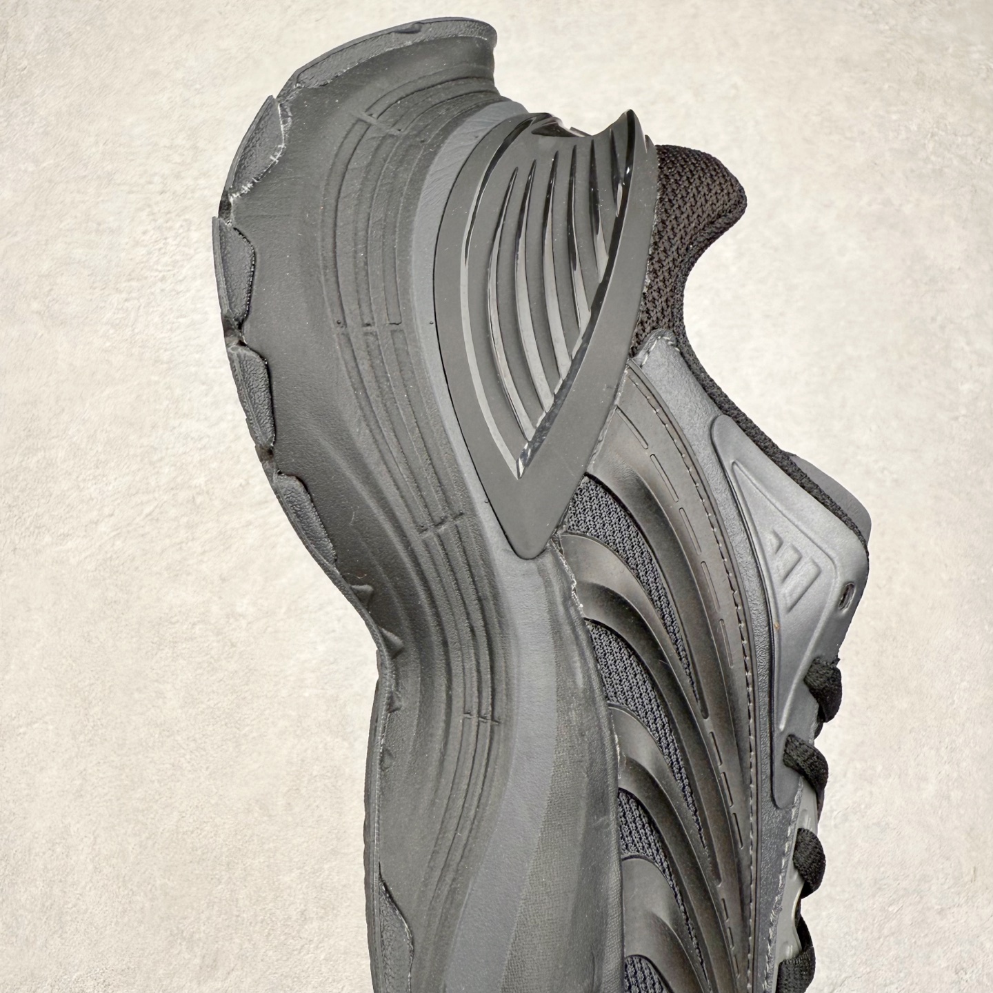 图片[6]-AD XLG MTW系列 舒适百搭防滑耐磨低帮跑步鞋老爹鞋 JR5383 鞋面采用贯穿式银条 完整的线条流畅度带来充分的视觉享受 鞋舌若隐若现的LOGO充满神秘感 夸张的鞋后跟幅度设计 线条感延伸至后跟标志三条杆彰显adidas调性 中底采用LIGHT STRIKE科技 在满足穿搭属性的同时提供舒适的脚感 完整的流线型设计语言 从鞋面贯穿到鞋底以及鞋花纹路 颜值与实力兼具 秀场与日常皆融 未来已来 让我们继续期待 实拍调校N版已经零色差零失真 百分百还原实物色彩所见即所得 不存在货不对板色差等低级问题 选购参考实物拍摄 不混卖不参货 只用心做好货严格选品 承诺混一赔十 尺码：36 36.5 37.5 38 38.5 39 40 40.5 41 42 42.5 43 44 44.5 45-选品中心