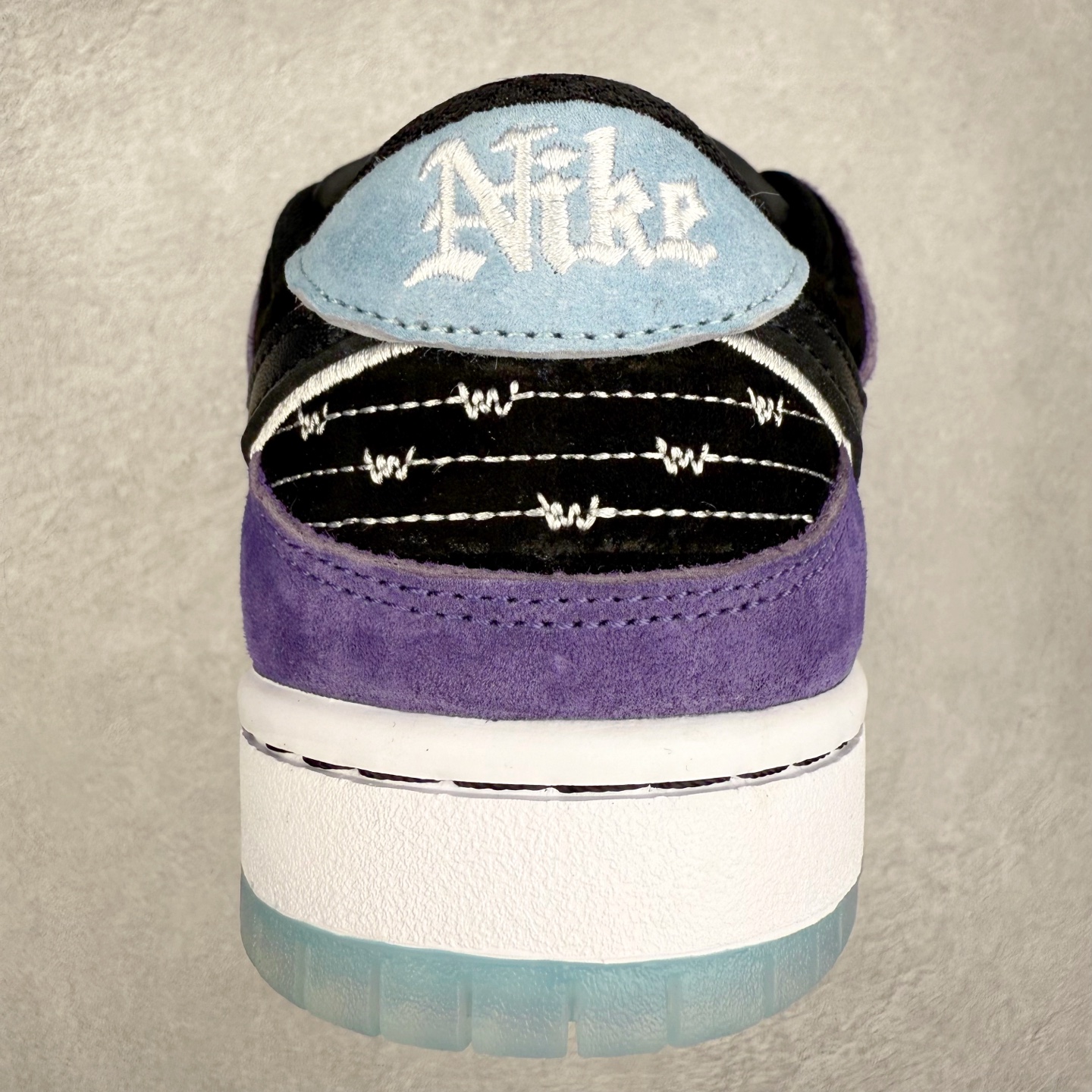 图片[8]-＃F版 Hayley Wilson x NK Dunk SB DUNK LOW PRO 联名紫黑白 HJ0513-500 极限压缩利润空间 超乎所想的高性价比 用料绝不含糊 原盒原配 正确耐磨橡胶大底 超高清洁度 全鞋零毛边皮料切割 全套原楦原模倾力打造完美版型 尺码：36 36.5 37.5 38 38.5 39 40 40.5 41 42 42.5 43 44 44.5 45 46 47.5-选品中心