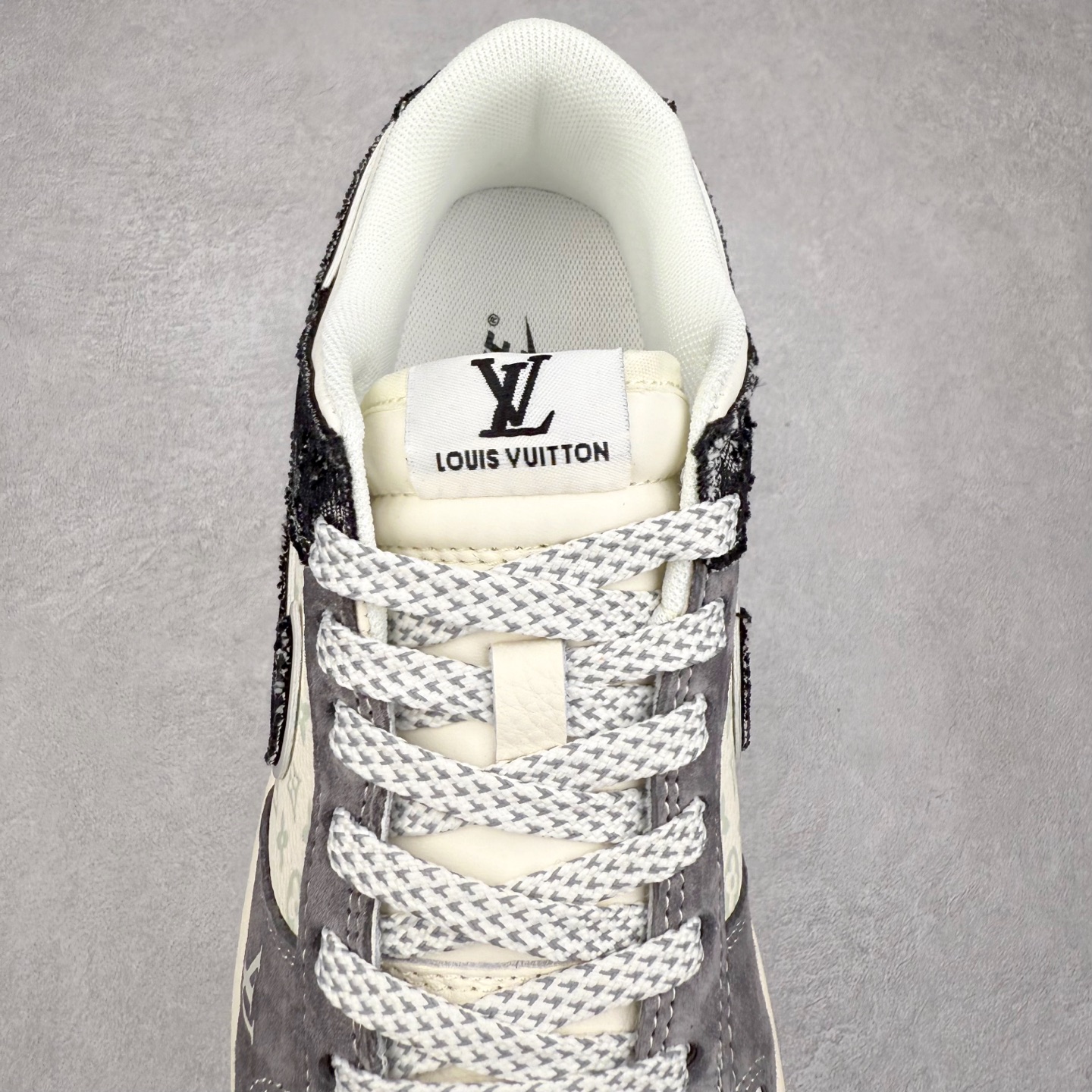 图片[5]-NK Dunk Low 定制配色 YX5066-387 大厂出品 极力推荐 原装头层材料 独家版型蒸餾加工帶來的是更好的视觉和脚感体验大厂纯原品质出货 清洁度 电绣工艺 皮料切割干净无任何毛边 细节完美 实拍调校N版已经零色差零失真 百分百还原实物色彩所见即所得 不存在货不对板色差等低级问题 选购参考实物拍摄 不混卖不参货 只用心做好货严格选品 承诺混一赔十 尺码：36 36.5 37.5 38 38.5 39 40 40.5 41 42 42.5 43 44 44.5 45-选品中心