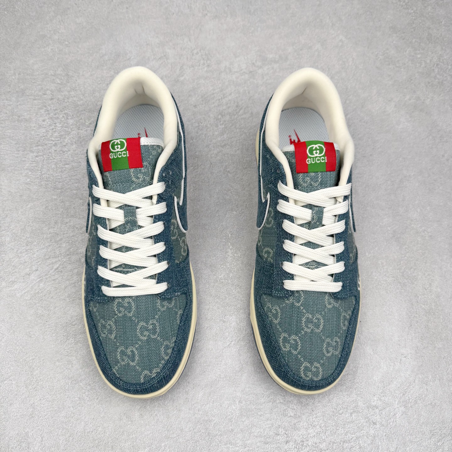 图片[2]-NK Dunk Low 定制配色 SC0601-454 大厂出品 极力推荐 原装头层材料 独家版型蒸餾加工帶來的是更好的视觉和脚感体验大厂纯原品质出货 清洁度 电绣工艺 皮料切割干净无任何毛边 细节完美 实拍调校N版已经零色差零失真 百分百还原实物色彩所见即所得 不存在货不对板色差等低级问题 选购参考实物拍摄 不混卖不参货 只用心做好货严格选品 承诺混一赔十 尺码：36 36.5 37.5 38 38.5 39 40 40.5 41 42 42.5 43 44 44.5 45-选品中心