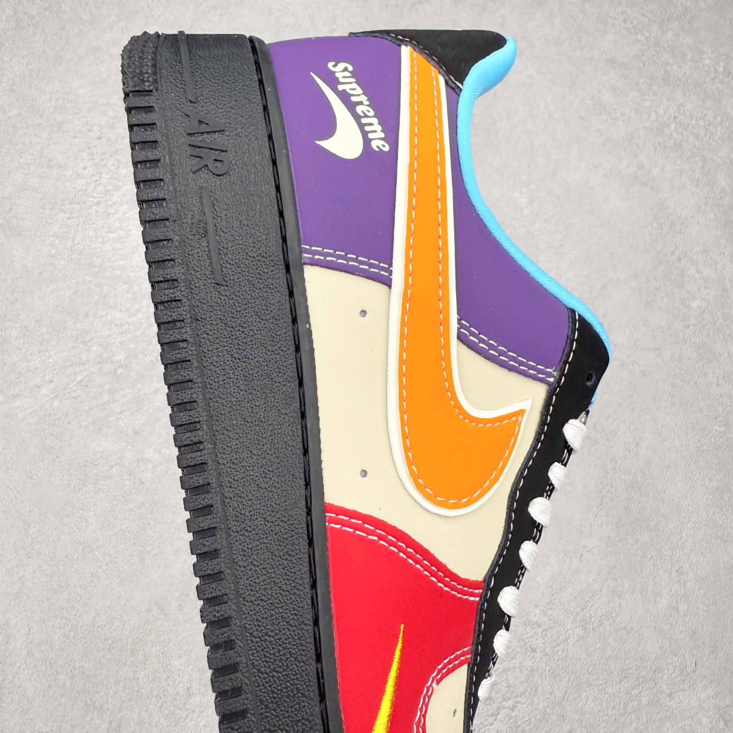 图片[6]-NK Air Force 1´07 Low 空军一号低帮百搭休闲运动板鞋 KB1688-004 柔软、弹性十足的缓震性能和出色的中底设计 横跨复古与现代的外型结合 造就出风靡全球 三十多年的Force 1 直到今天还深受青睐 实拍调校N版已经零色差零失真 百分百还原实物色彩所见即所得 不存在货不对板色差等低级问题 选购参考实物拍摄 不混卖不参货 只用心做好货严格选品 承诺混一赔十 尺码：36 36.5 37.5 38 38.5 39 40 40.5 41 42 42.5 43 44 44.5 45-选品中心