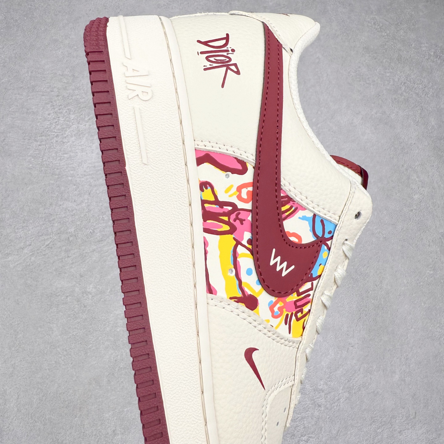 图片[6]-NK Air Force 1´07 Low 空军一号低帮百搭休闲运动板鞋 HJ3318-002 柔软、弹性十足的缓震性能和出色的中底设计 横跨复古与现代的外型结合 造就出风靡全球 三十多年的Force 1 直到今天还深受青睐 实拍调校N版已经零色差零失真 百分百还原实物色彩所见即所得 不存在货不对板色差等低级问题 选购参考实物拍摄 不混卖不参货 只用心做好货严格选品 承诺混一赔十 尺码：36 36.5 37.5 38 38.5 39 40 40.5 41 42 42.5 43 44 44.5 45-选品中心