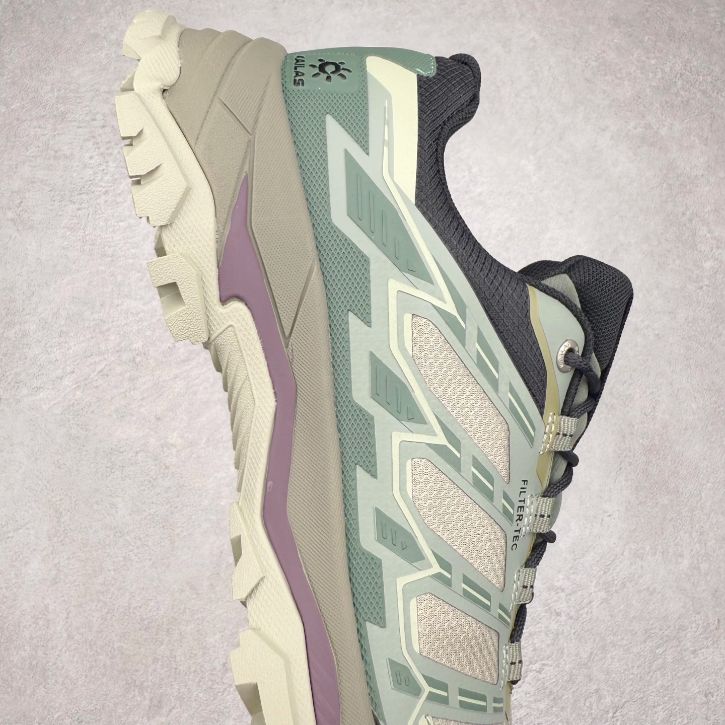 图片[6]-＃HP KAILAS 凯乐石远征5代 FLT 舒适简约经典登山 防滑耐磨防水低帮徒步鞋 KAILAS凯乐石品牌是全球三大全系攀登品牌之一，于2003年创立于中国广州，致力于为有攀登梦想的户外运动员及爱好者，研发制造功能性专业装备，满足他们在极限环境下安全舒适的需求，凯乐石专注于科技面料的开发及专业功能设计，产品线覆盖登山、攀岩、徒步、越野跑山、露营、旅行等多项户外运动，通过运动员的测试反馈，不断进化迭代，产品荣获国内外大奖71座，发明专利21个，更突破性的自主研发攀登器械，打造出中国的攀登硬实力。实拍调校N版已经零色差零失真 百分百还原实物色彩所见即所得 不存在货不对板色差等低级问题 选购参考实物拍摄 不混卖不参货 只用心做好货严格选品 承诺混一赔十 尺码：36 36.5 37.5 38 38.5 39 40 40.5 41 42 42.5 43 44 44.5 45-选品中心