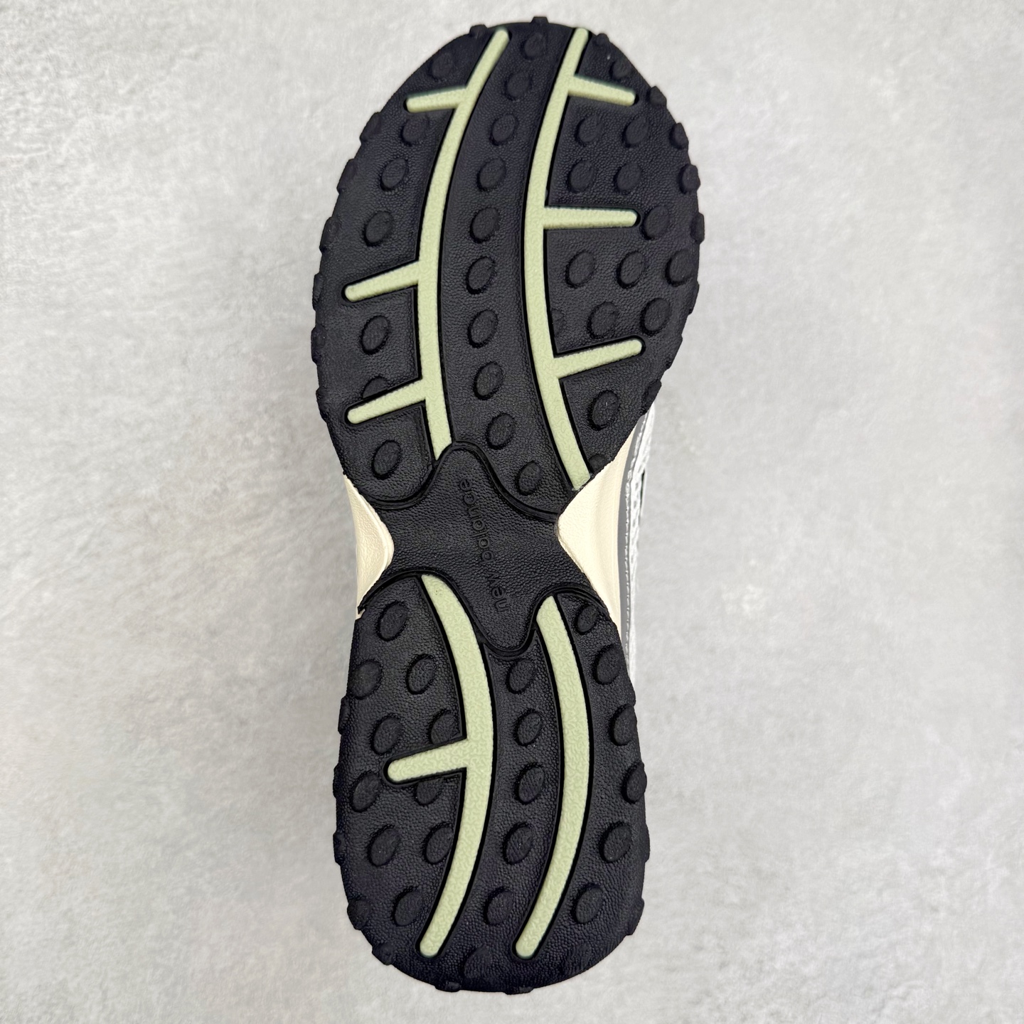 图片[9]-New Balance NB204L 舒适百搭耐磨轻便低帮 生活休闲鞋 男女同款 尺码：36 37 37.5 38 38.5 39.5 40 40.5 41.5 42 42.5 43 44 45-选品中心