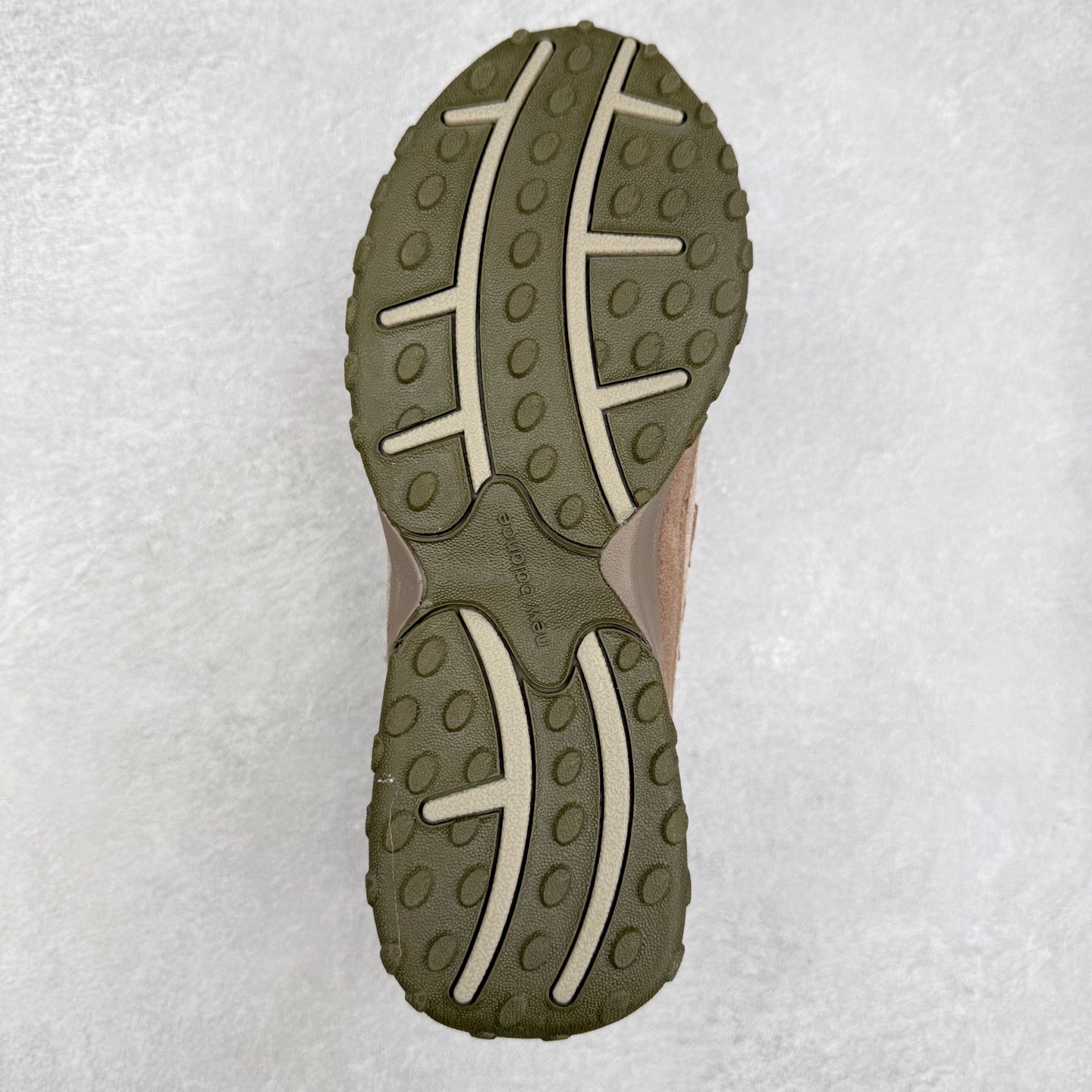 图片[9]-New Balance NB204L 舒适百搭耐磨轻便低帮 生活休闲鞋 男女同款 尺码：36 37 37.5 38 38.5 39.5 40 40.5 41.5 42 42.5 43 44 45-选品中心