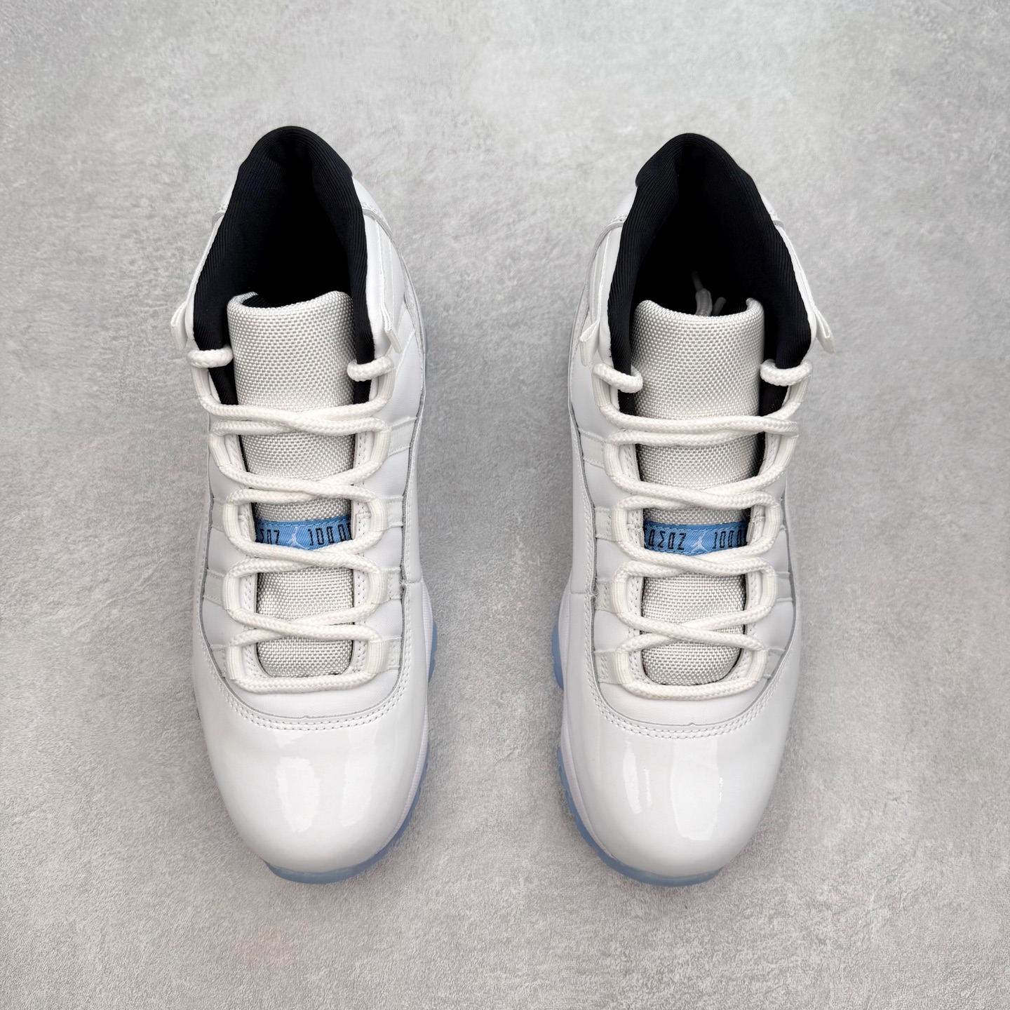 图片[2]-＃K版纯原 Air Jordan AJ11 Retro High 高帮系列 传奇蓝 CT8012-104 市场中端王者 耗时半年巨作 全套原纸板楦头开发 确保原汁原味 完美呈现11代版型 此版本只针对中端市场 皮料材质有所更替 其他数据细节工艺流程均保持一致绝不口嗨 细节品控鞋型随意秒杀市面3XX 原楦原档案数据开模打造 原厂中底拉帮钢印 原厂进口漆皮 防冻不开裂 原装鞋撑 水晶大底正确色度色泽 原楦原数据刺绣 原厂车缝走线及对位 毫厘不差 飞人logo采用原数据电脑刺绣 原装正品碳纤维真实碳板 增强抗扭 原内标 原盒标 正确官方原盒 防氧化水晶外底 原厂配套全掌solo气垫 进口港宝加持 后跟自然饱满 全鞋荧光划线卡点 追求极致完美 每一双都是工艺品 多重QC质检 超越公司货的品控标准 实实在在的免检产品 尺码：36 36.5 37.5 38 38.5 39 40 40.5 41 42 42.5 43 44 44.5 45 46 47.5-选品中心