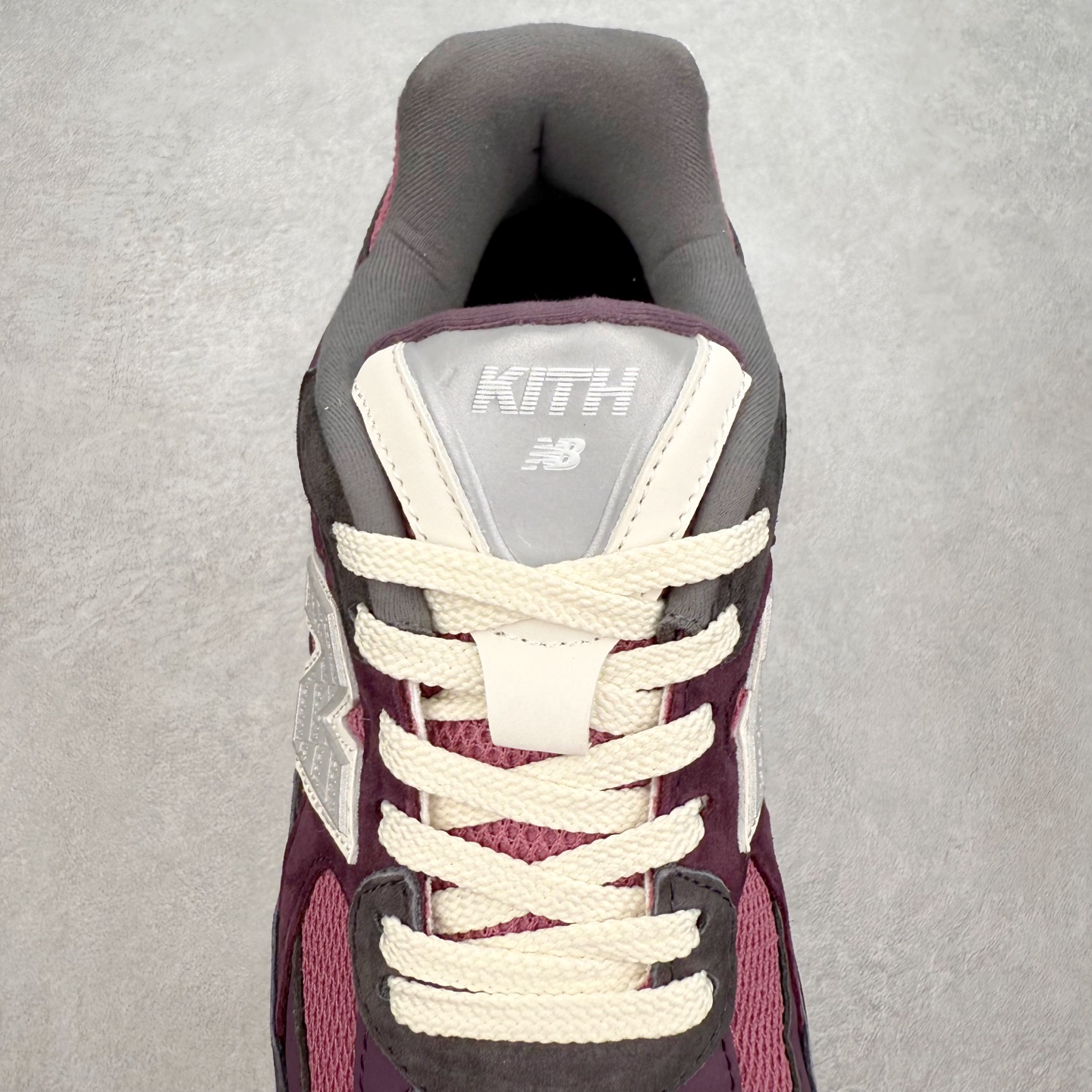 图片[5]-New Balance NB2010系列新百伦经典复古休闲运动板鞋 以ENCAP中底配以升级版 N-ERGY缓震物料 鞋面则采用特色的柔软麂皮搭以NewBalance经典的尼龙网布 低调中还原跑鞋本真 更年轻化的设计理念与材质 让新世代青年得以用全新视角体验经典鞋款的传奇魅力尺码：36 37 37.5 38 38.5 39.5 40 40.5 41.5 42 42.5 43 44 45-选品中心