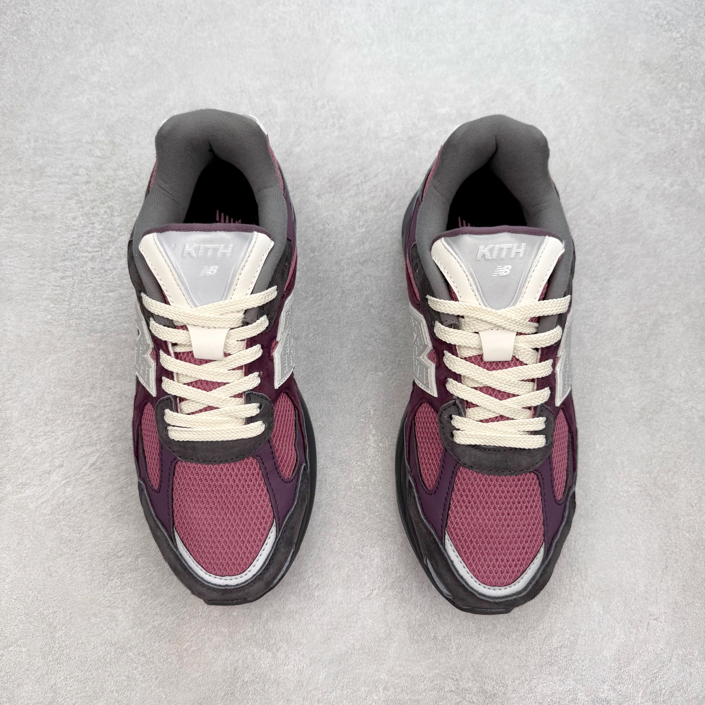 图片[2]-New Balance NB2010系列新百伦经典复古休闲运动板鞋 以ENCAP中底配以升级版 N-ERGY缓震物料 鞋面则采用特色的柔软麂皮搭以NewBalance经典的尼龙网布 低调中还原跑鞋本真 更年轻化的设计理念与材质 让新世代青年得以用全新视角体验经典鞋款的传奇魅力尺码：36 37 37.5 38 38.5 39.5 40 40.5 41.5 42 42.5 43 44 45-选品中心