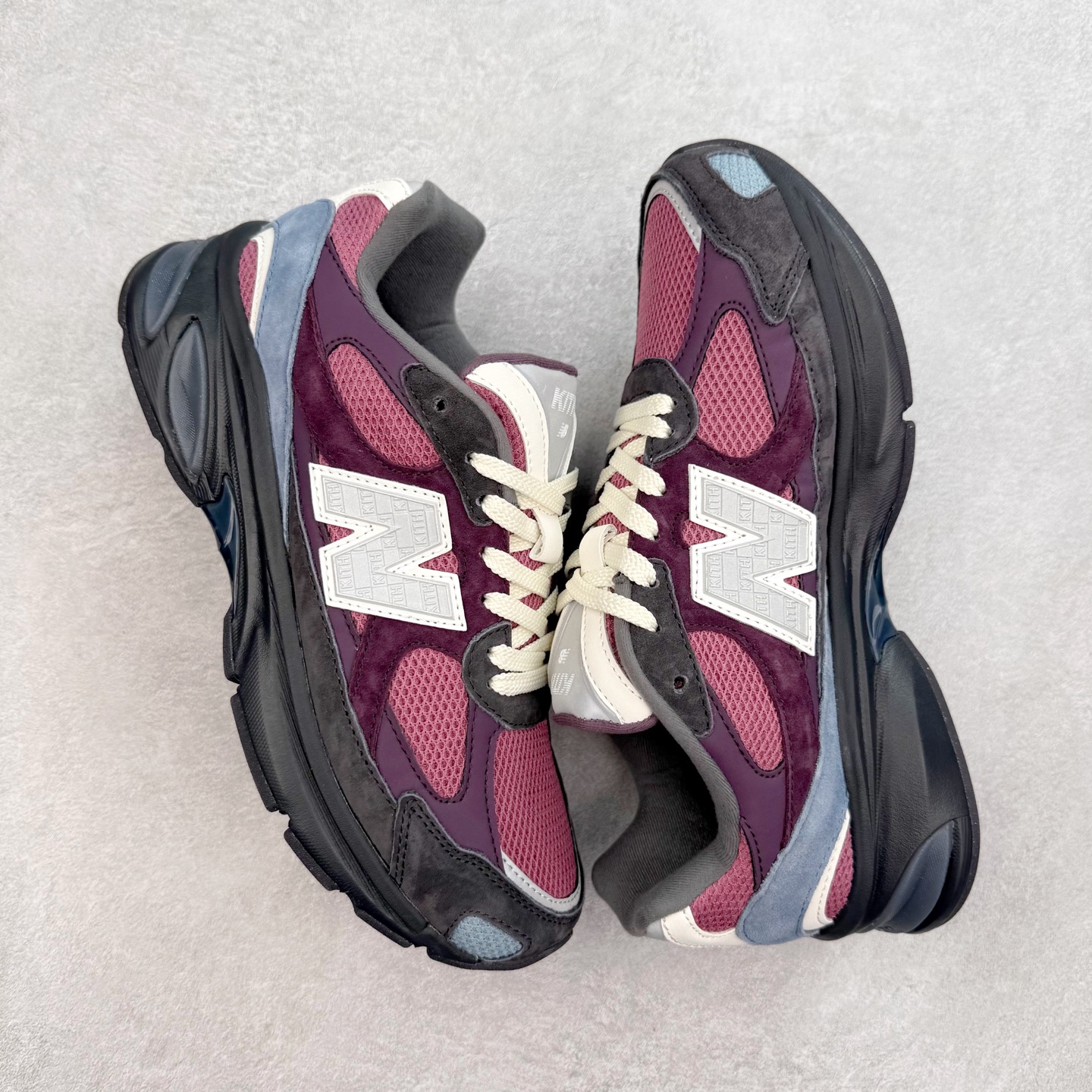 图片[3]-New Balance NB2010系列新百伦经典复古休闲运动板鞋 以ENCAP中底配以升级版 N-ERGY缓震物料 鞋面则采用特色的柔软麂皮搭以NewBalance经典的尼龙网布 低调中还原跑鞋本真 更年轻化的设计理念与材质 让新世代青年得以用全新视角体验经典鞋款的传奇魅力尺码：36 37 37.5 38 38.5 39.5 40 40.5 41.5 42 42.5 43 44 45-选品中心