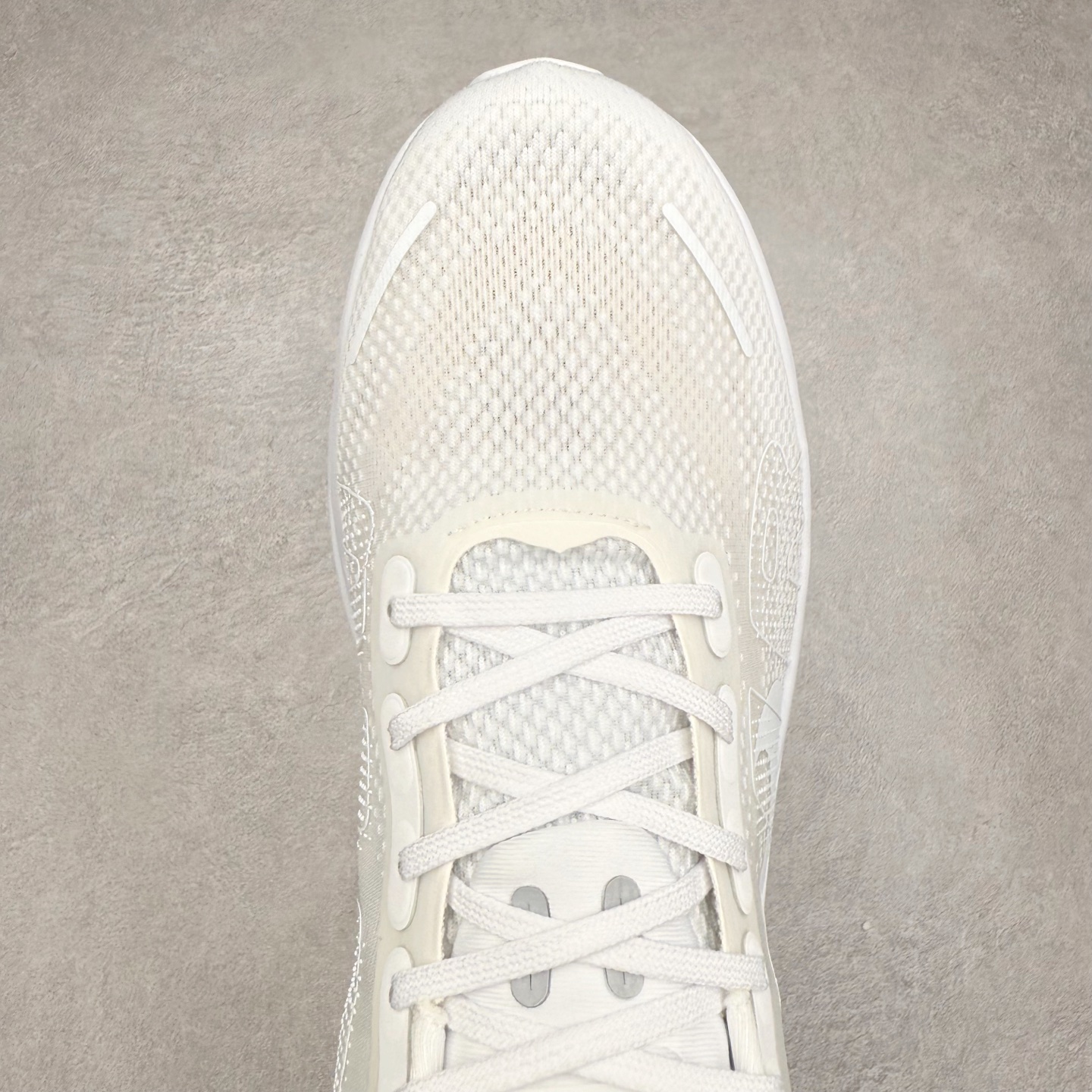 图片[4]-NK Vomero Premium 时尚舒适 网布防滑耐磨 低帮跑步鞋 HQ2050-533 实拍调校N版已经零色差零失真 百分百还原实物色彩所见即所得 不存在货不对板色差等低级问题 选购参考实物拍摄 不混卖不参货 只用心做好货严格选品 承诺混一赔十 尺码：36 36.5 37.5 38 38.5 39 40 40.5 41 42 42.5 43 44 44.5 45-选品中心