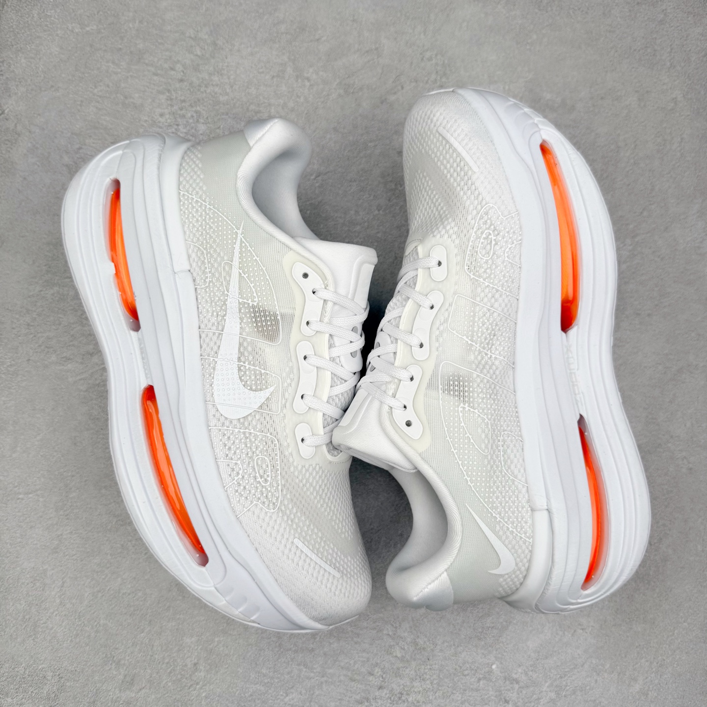 图片[3]-NK Vomero Premium 时尚舒适 网布防滑耐磨 低帮跑步鞋 HQ2050-533 实拍调校N版已经零色差零失真 百分百还原实物色彩所见即所得 不存在货不对板色差等低级问题 选购参考实物拍摄 不混卖不参货 只用心做好货严格选品 承诺混一赔十 尺码：36 36.5 37.5 38 38.5 39 40 40.5 41 42 42.5 43 44 44.5 45-选品中心