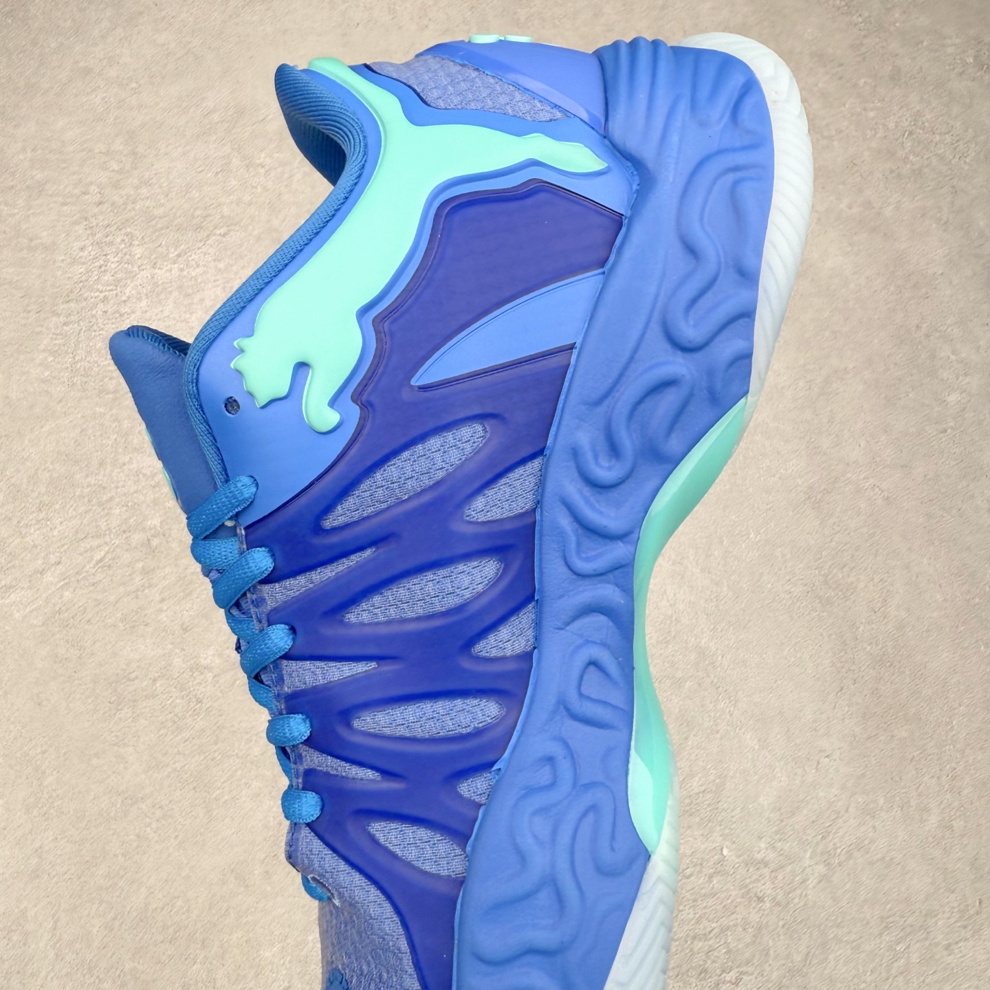 图片[7]-PUMA STEWIE 3 彪马舒适百搭防滑耐磨低帮 篮球鞋 实拍调校N版已经零色差零失真 百分百还原实物色彩所见即所得 不存在货不对板色差等低级问题 选购参考实物拍摄 不混卖不参货 只用心做好货严格选品 承诺混一赔十 尺码：36 36.5 37.5 38 38.5 39 40 40.5 41 42 42.5 43 44 44.5 45-选品中心