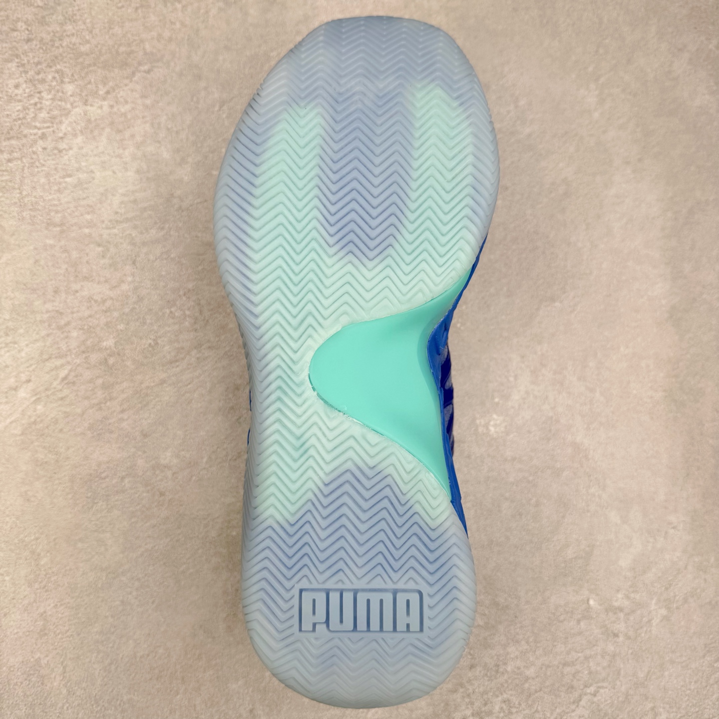 图片[9]-PUMA STEWIE 3 彪马舒适百搭防滑耐磨低帮 篮球鞋 实拍调校N版已经零色差零失真 百分百还原实物色彩所见即所得 不存在货不对板色差等低级问题 选购参考实物拍摄 不混卖不参货 只用心做好货严格选品 承诺混一赔十 尺码：36 36.5 37.5 38 38.5 39 40 40.5 41 42 42.5 43 44 44.5 45-选品中心
