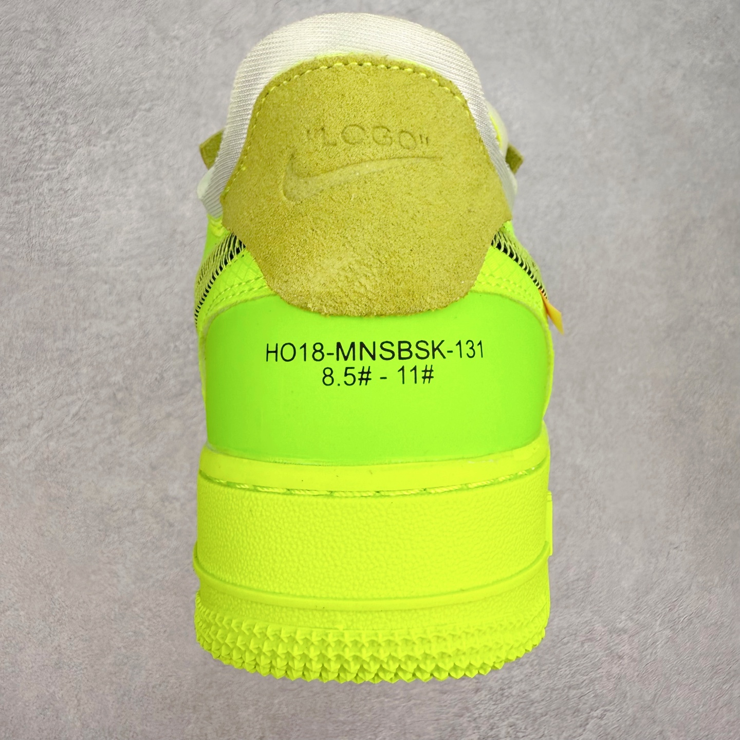 图片[8]-＃福利特价 NK Air Force 1´07 Low 空军一号低帮百搭休闲运动板鞋 柔软、弹性十足的缓震性能和出色的中底设计 横跨复古与现代的外型结合 造就出风靡全球 三十多年的Force 1 直到今天还深受青睐 尺码：36 36.5 37.5 38 38.5 39 40 40.5 41 42 42.5 43 44 44.5 45-选品中心