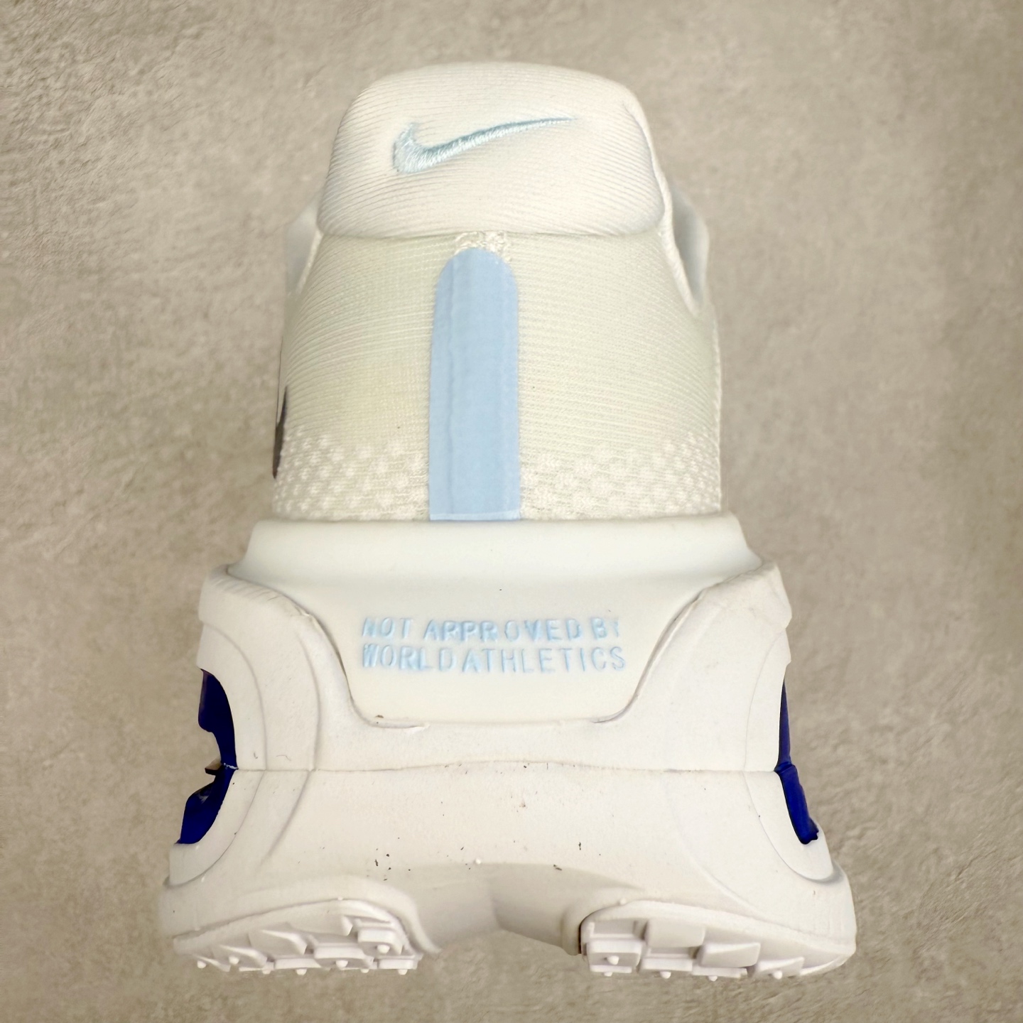 图片[8]-NK Vomero Premium 时尚舒适 网布防滑耐磨 低帮跑步鞋 HQ2050-566 实拍调校N版已经零色差零失真 百分百还原实物色彩所见即所得 不存在货不对板色差等低级问题 选购参考实物拍摄 不混卖不参货 只用心做好货严格选品 承诺混一赔十 尺码：36 36.5 37.5 38 38.5 39 40 40.5 41 42 42.5 43 44 44.5 45-选品中心