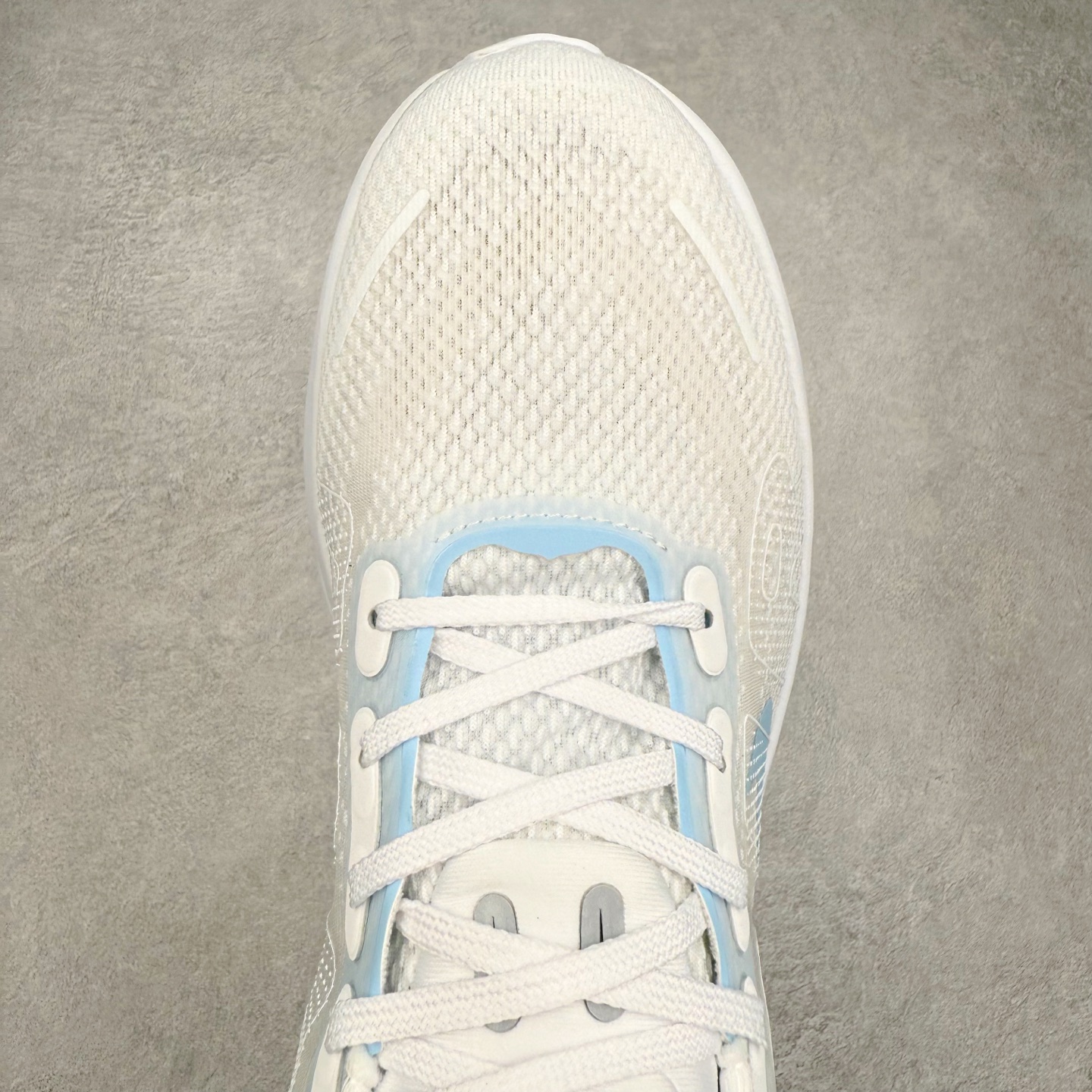 图片[4]-NK Vomero Premium 时尚舒适 网布防滑耐磨 低帮跑步鞋 HQ2050-566 实拍调校N版已经零色差零失真 百分百还原实物色彩所见即所得 不存在货不对板色差等低级问题 选购参考实物拍摄 不混卖不参货 只用心做好货严格选品 承诺混一赔十 尺码：36 36.5 37.5 38 38.5 39 40 40.5 41 42 42.5 43 44 44.5 45-选品中心