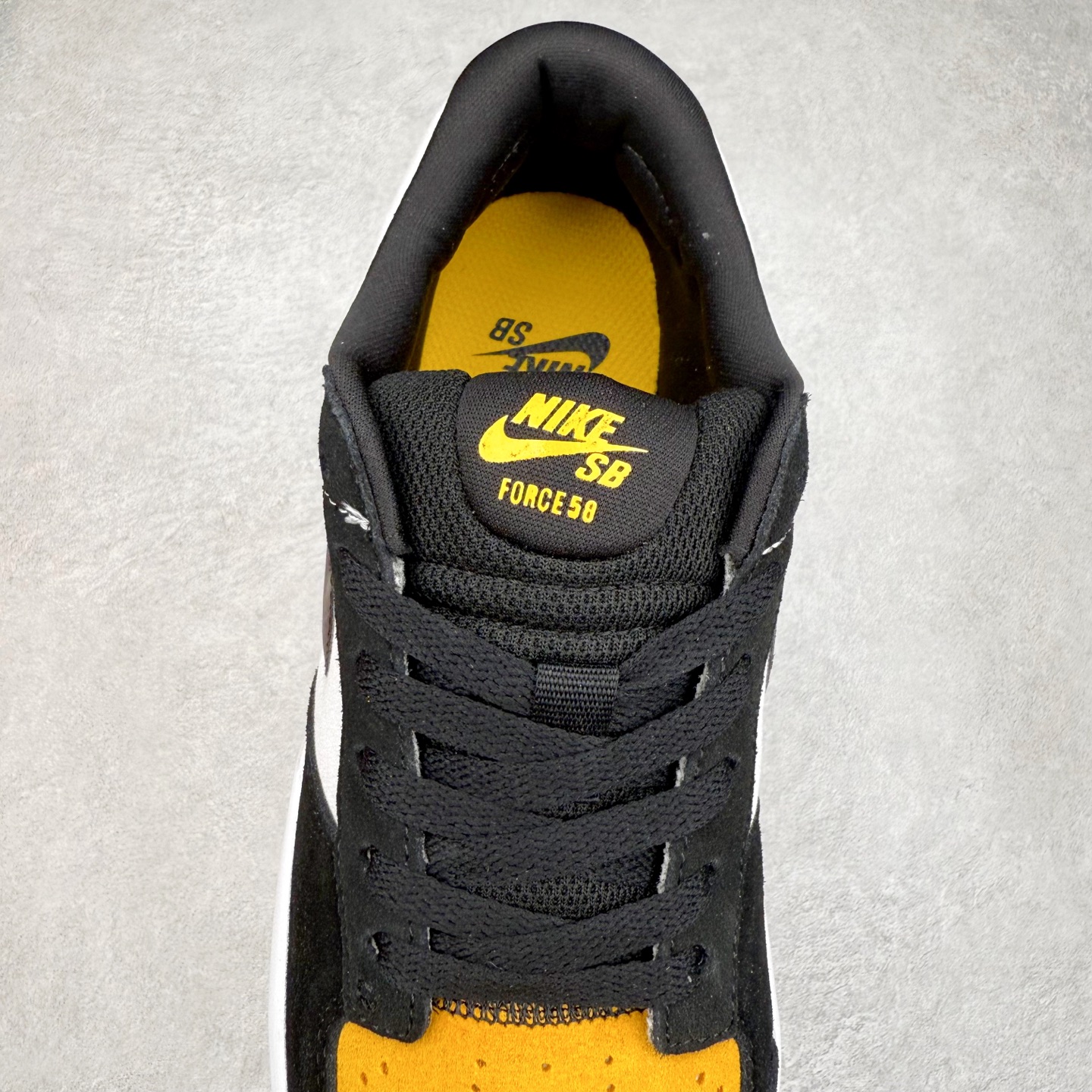 图片[5]-NK SB Force 58 空军58系列低帮休闲运动滑板板鞋 DV5477-700 鞋面由帆布和麂皮拼接 层次感丰富 搭配硫化外底 耐磨耐穿 鞋舌及中底后跟处饰有SB Logo 表明鞋款身份 采用包边设计 经久耐穿 硫化结构则有效提升灵活性 穿上这款全新推出的创意力作 助你耀动街头 尺码：36 36.5 37.5 38 38.5 39 40 40.5 41 42 42.5 43 44 45-选品中心