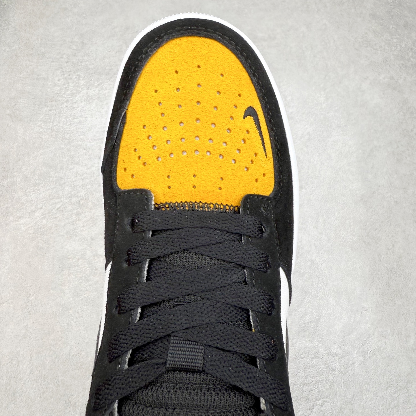 图片[4]-NK SB Force 58 空军58系列低帮休闲运动滑板板鞋 DV5477-700 鞋面由帆布和麂皮拼接 层次感丰富 搭配硫化外底 耐磨耐穿 鞋舌及中底后跟处饰有SB Logo 表明鞋款身份 采用包边设计 经久耐穿 硫化结构则有效提升灵活性 穿上这款全新推出的创意力作 助你耀动街头 尺码：36 36.5 37.5 38 38.5 39 40 40.5 41 42 42.5 43 44 45-选品中心