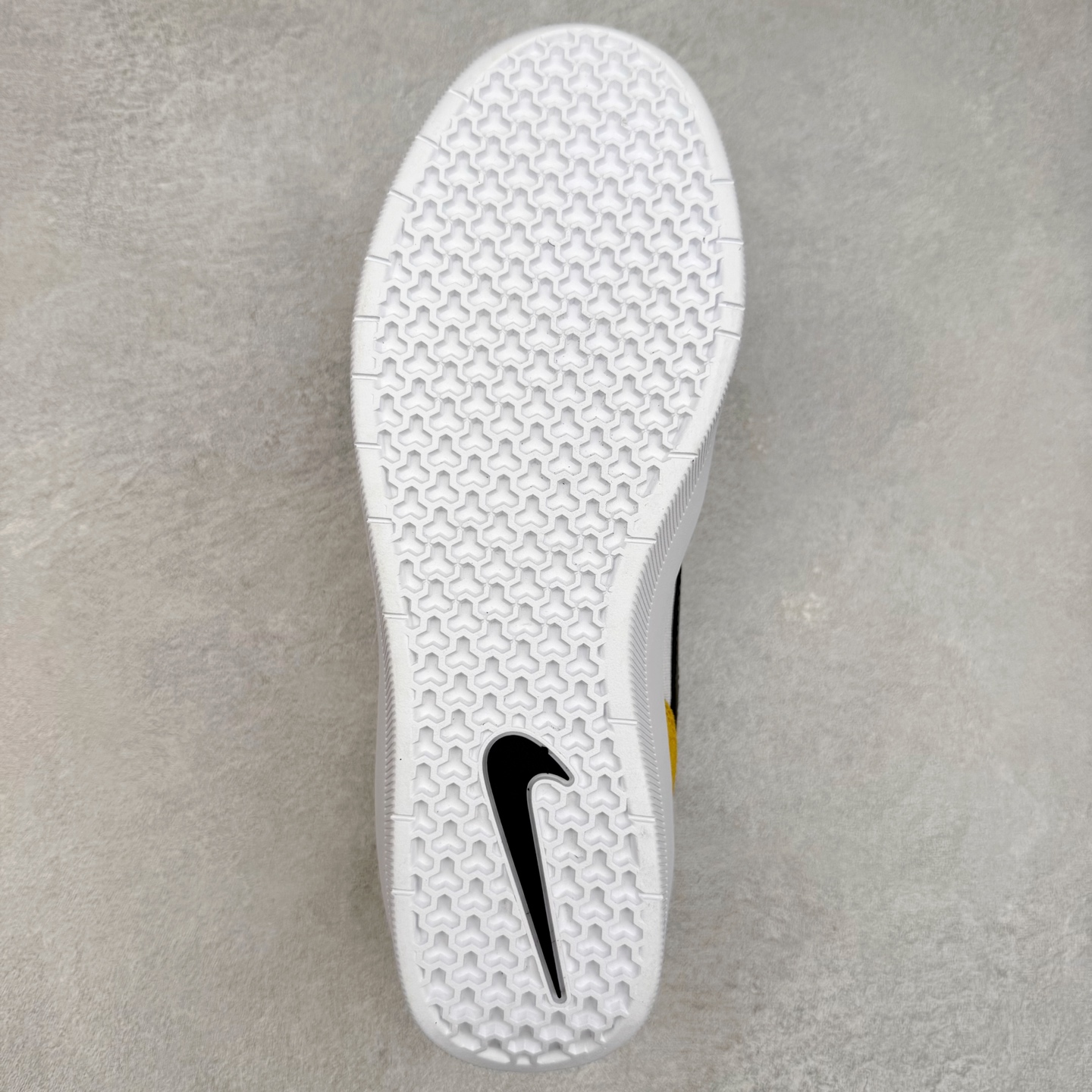 图片[9]-NK SB Force 58 空军58系列低帮休闲运动滑板板鞋 DV5477-700 鞋面由帆布和麂皮拼接 层次感丰富 搭配硫化外底 耐磨耐穿 鞋舌及中底后跟处饰有SB Logo 表明鞋款身份 采用包边设计 经久耐穿 硫化结构则有效提升灵活性 穿上这款全新推出的创意力作 助你耀动街头 尺码：36 36.5 37.5 38 38.5 39 40 40.5 41 42 42.5 43 44 45-选品中心