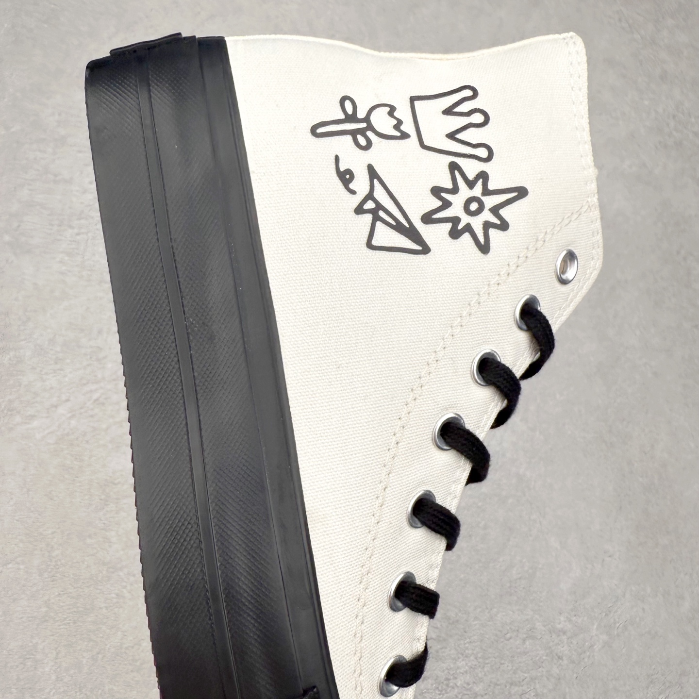 图片[6]-Converse All Star Lift 白黑厚底 王源同款 厚底增高百搭休闲鞋 经典白黑色系 鞋面搭配皇冠纸飞机印花 厚底设计拉长腿型 OrthoLite鞋垫放松脚感 舒适透气 尺码：35 36 36.5 37 37.5 38 39 39.5 40 41 41.5 42 42.5 43 44-选品中心