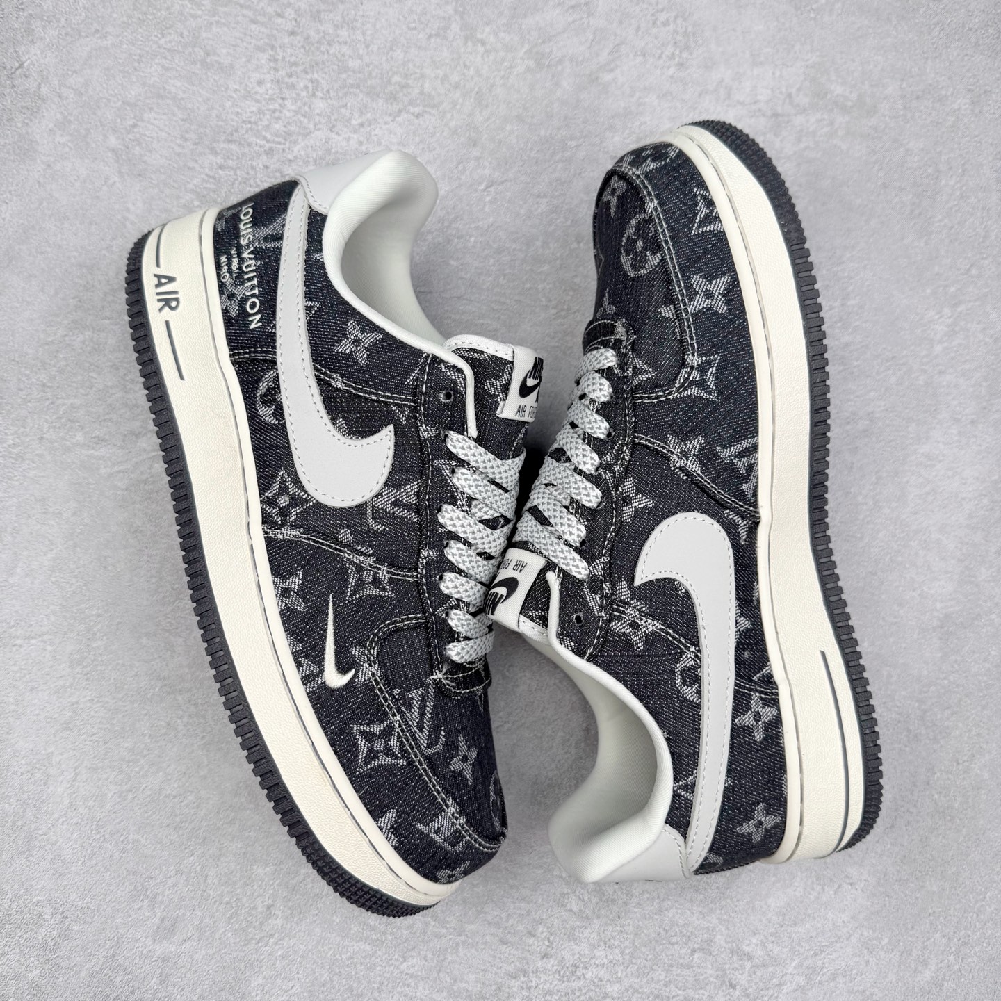 图片[3]-NK Air Force 1´07 Low 空军一号低帮百搭休闲运动板鞋 ZD1988-003 柔软、弹性十足的缓震性能和出色的中底设计 横跨复古与现代的外型结合 造就出风靡全球 三十多年的Force 1 直到今天还深受青睐 实拍调校N版已经零色差零失真 百分百还原实物色彩所见即所得 不存在货不对板色差等低级问题 选购参考实物拍摄 不混卖不参货 只用心做好货严格选品 承诺混一赔十 尺码：36 36.5 37.5 38 38.5 39 40 40.5 41 42 42.5 43 44 44.5 45-选品中心