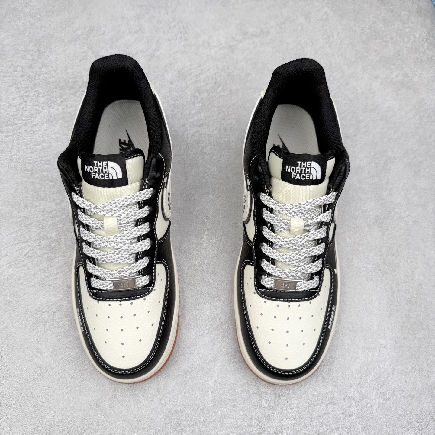 图片[2]-NK Air Force 1´07 Low 空军一号低帮百搭休闲运动板鞋 SM6188-114 柔软、弹性十足的缓震性能和出色的中底设计 横跨复古与现代的外型结合 造就出风靡全球 三十多年的Force 1 直到今天还深受青睐 实拍调校N版已经零色差零失真 百分百还原实物色彩所见即所得 不存在货不对板色差等低级问题 选购参考实物拍摄 不混卖不参货 只用心做好货严格选品 承诺混一赔十 尺码：36 36.5 37.5 38 38.5 39 40 40.5 41 42 42.5 43 44 44.5 45-选品中心