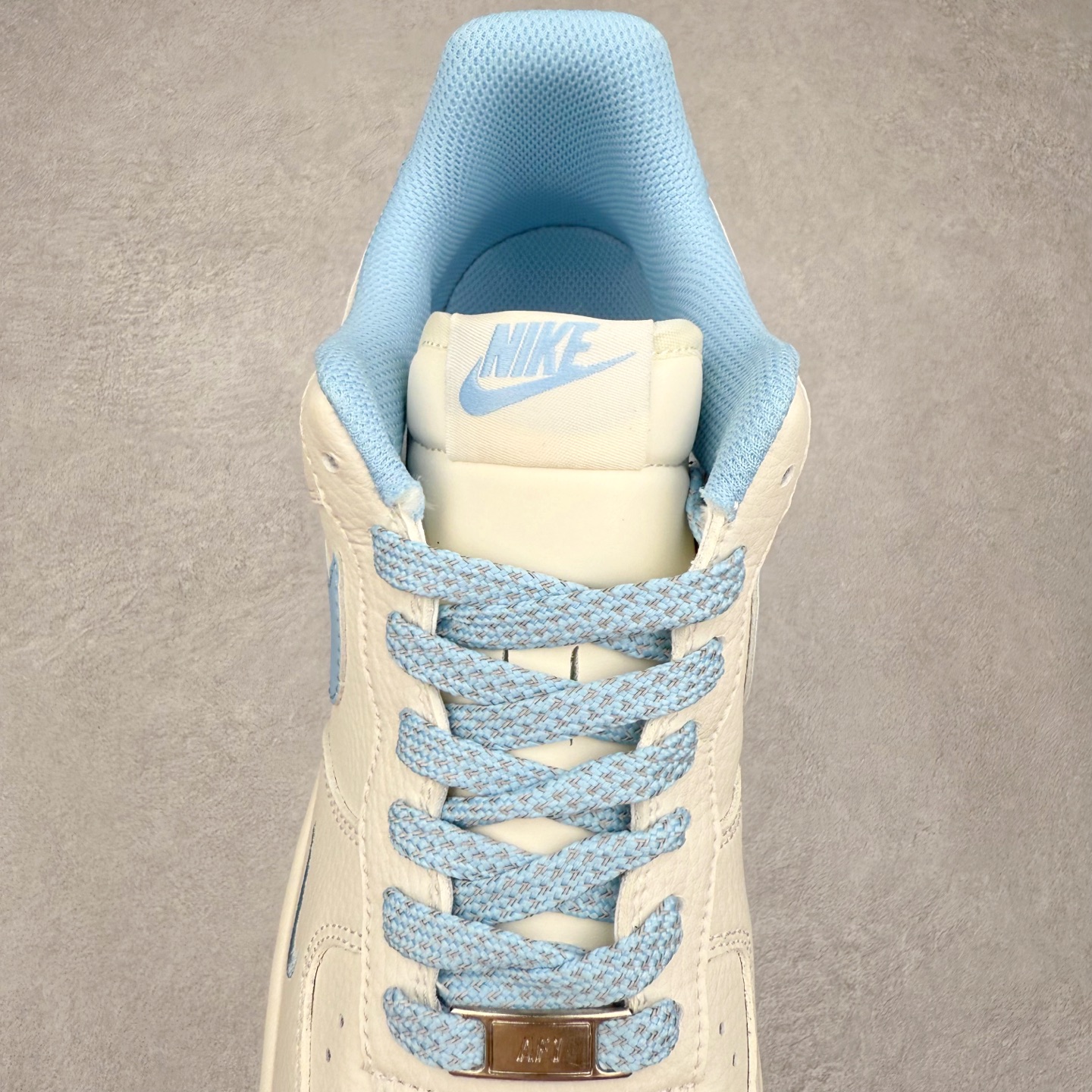 图片[5]-NK Air Force 1´07 Low 空军一号低帮百搭休闲运动板鞋 CS5288-030 柔软、弹性十足的缓震性能和出色的中底设计 横跨复古与现代的外型结合 造就出风靡全球 三十多年的Force 1 直到今天还深受青睐 实拍调校N版已经零色差零失真 百分百还原实物色彩所见即所得 不存在货不对板色差等低级问题 选购参考实物拍摄 不混卖不参货 只用心做好货严格选品 承诺混一赔十 尺码：36 36.5 37.5 38 38.5 39 40 40.5 41 42 42.5 43 44 44.5 45-选品中心