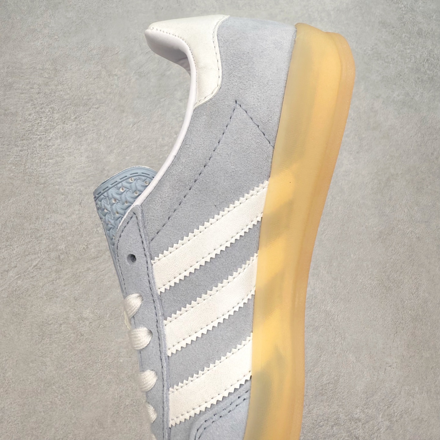 图片[7]-AD Gazelle Indoor Trainers 羚羊内训系列低帮复古百搭休闲运动德训风板鞋 JQ7009 90年代经典的复刻版！自60年代以足球训练鞋面世以来,Gazelle就以其经典设计席卷全球。1991年版本的复刻,再造经典Gazelle。采用皮革打造,搭配浊色细节,让这款经典更加简约。尺码：36 36⅔ 37⅓ 38 38⅔ 39⅓ 40 40⅔ 41⅓ 42 42⅔ 43⅓ 44⅓ 44⅔ 45-选品中心