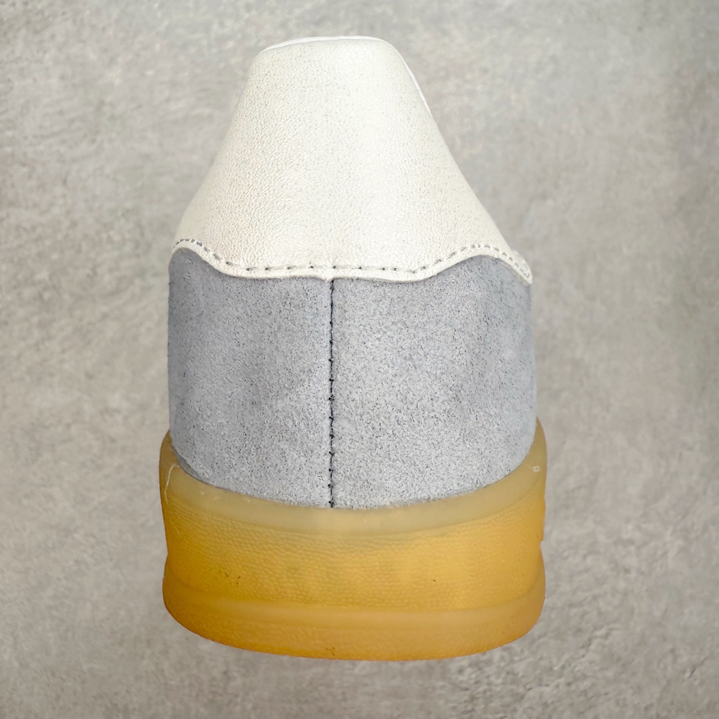 图片[8]-AD Gazelle Indoor Trainers 羚羊内训系列低帮复古百搭休闲运动德训风板鞋 JQ7009 90年代经典的复刻版！自60年代以足球训练鞋面世以来,Gazelle就以其经典设计席卷全球。1991年版本的复刻,再造经典Gazelle。采用皮革打造,搭配浊色细节,让这款经典更加简约。尺码：36 36⅔ 37⅓ 38 38⅔ 39⅓ 40 40⅔ 41⅓ 42 42⅔ 43⅓ 44⅓ 44⅔ 45-选品中心