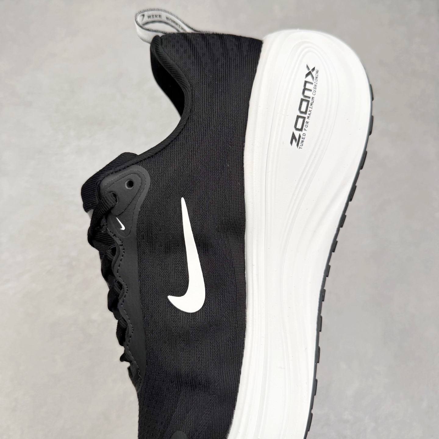 图片[7]-NK Vomero Plus 时尚舒适 网布防滑耐磨 低帮跑步鞋 HV8150-002 实拍调校N版已经零色差零失真 百分百还原实物色彩所见即所得 不存在货不对板色差等低级问题 选购参考实物拍摄 不混卖不参货 只用心做好货严格选品 承诺混一赔十 尺码：36 36.5 37.5 38 38.5 39 40 40.5 41 42 42.5 43 44 44.5 45-选品中心