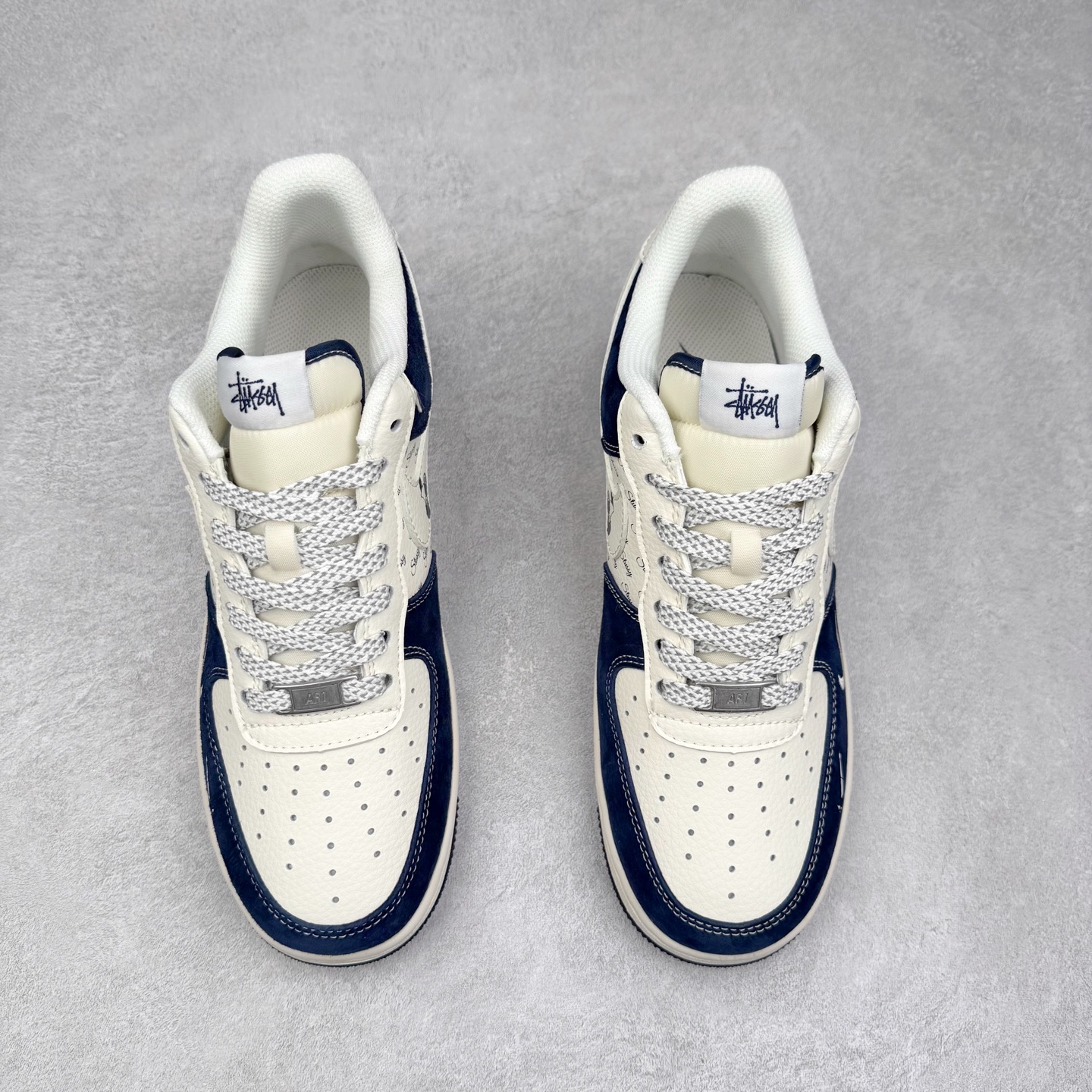 图片[2]-NK Air Force 1´07 Low 空军一号低帮百搭休闲运动板鞋 SM6188-673 柔软、弹性十足的缓震性能和出色的中底设计 横跨复古与现代的外型结合 造就出风靡全球 三十多年的Force 1 直到今天还深受青睐 实拍调校N版已经零色差零失真 百分百还原实物色彩所见即所得 不存在货不对板色差等低级问题 选购参考实物拍摄 不混卖不参货 只用心做好货严格选品 承诺混一赔十 尺码：36 36.5 37.5 38 38.5 39 40 40.5 41 42 42.5 43 44 44.5 45-选品中心