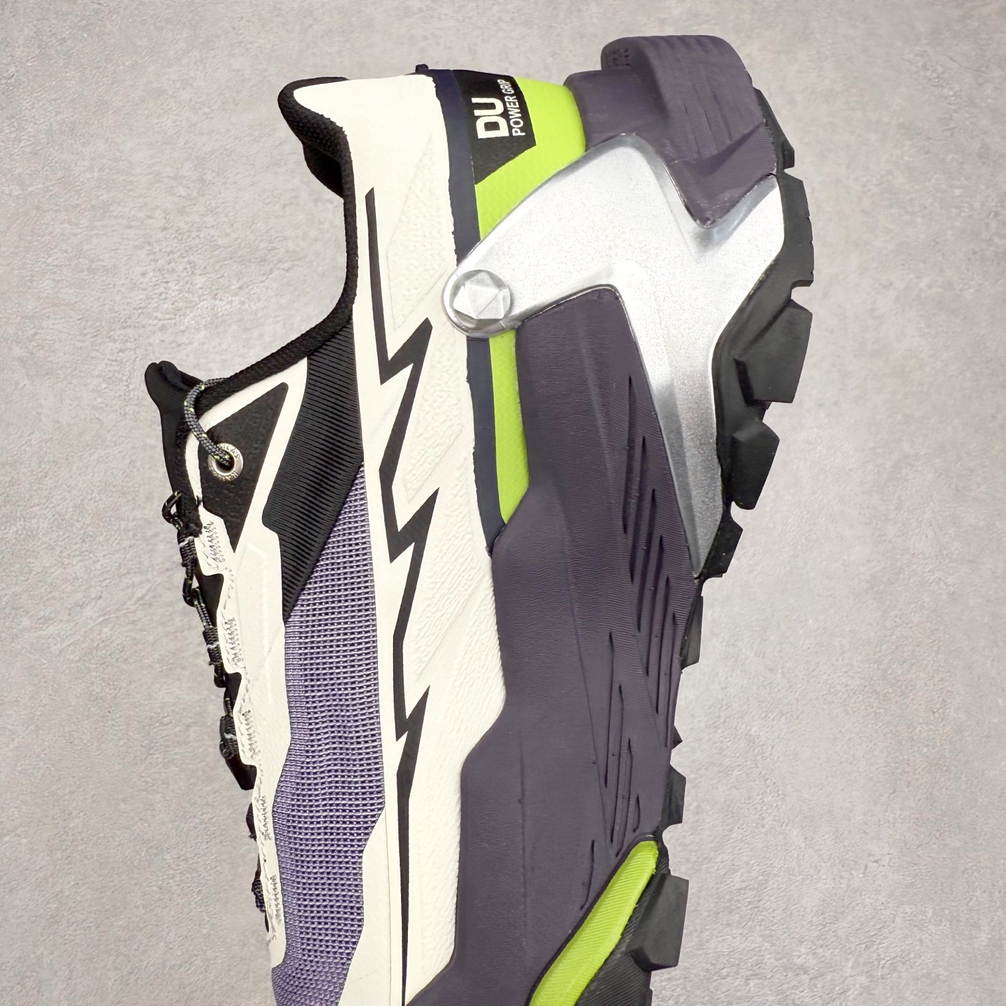 图片[7]-凯乐石 KAILAS FUGA DU 2 时尚百搭网布橡胶TPU减震防滑耐磨透气低帮越野跑步鞋 KAILAS凯乐石品牌是全球三大全系攀登品牌之一，于2003年创立于中国广州，致力于为有攀登梦想的户外运动员及爱好者，研发制造功能性专业装备，满足他们在极限环境下安全舒适的需求，凯乐石专注于科技面料的开发及专业功能设计，产品线覆盖登山、攀岩、徒步、越野跑山、露营、旅行等多项户外运动，通过运动员的测试反馈，不断进化迭代，产品荣获国内外大奖71座，发明专利21个，更突破性的自主研发攀登器械，打造出中国的攀登硬实力。实拍调校N版已经零色差零失真 百分百还原实物色彩所见即所得 不存在货不对板色差等低级问题 选购参考实物拍摄 不混卖不参货 只用心做好货严格选品 承诺混一赔十 尺码：36 36.5 37.5 38 38.5 39 40 40.5 41 42 42.5 43 44 44.5 45-选品中心