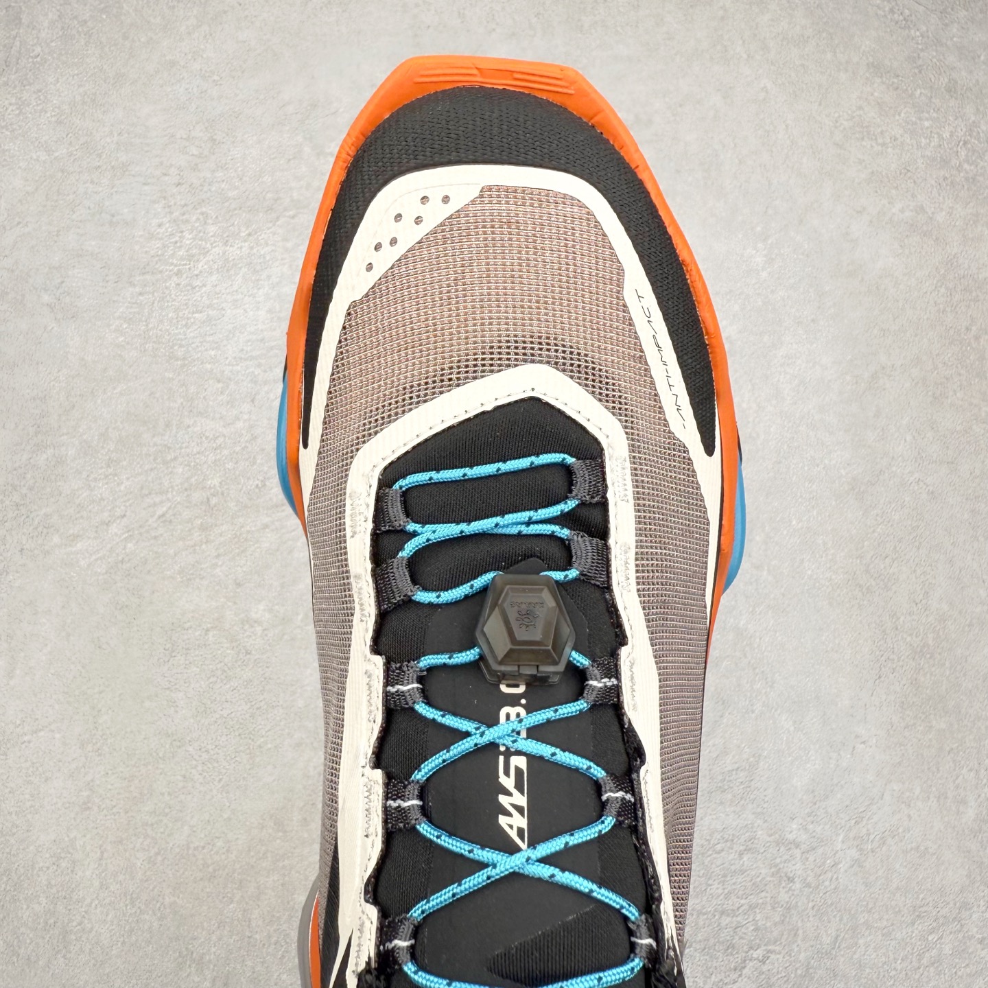 图片[4]-凯乐石 KAILAS FUGA DU 2 时尚百搭网布橡胶TPU减震防滑耐磨透气低帮越野跑步鞋 KAILAS凯乐石品牌是全球三大全系攀登品牌之一，于2003年创立于中国广州，致力于为有攀登梦想的户外运动员及爱好者，研发制造功能性专业装备，满足他们在极限环境下安全舒适的需求，凯乐石专注于科技面料的开发及专业功能设计，产品线覆盖登山、攀岩、徒步、越野跑山、露营、旅行等多项户外运动，通过运动员的测试反馈，不断进化迭代，产品荣获国内外大奖71座，发明专利21个，更突破性的自主研发攀登器械，打造出中国的攀登硬实力。实拍调校N版已经零色差零失真 百分百还原实物色彩所见即所得 不存在货不对板色差等低级问题 选购参考实物拍摄 不混卖不参货 只用心做好货严格选品 承诺混一赔十 尺码：36 36.5 37.5 38 38.5 39 40 40.5 41 42 42.5 43 44 44.5 45-选品中心