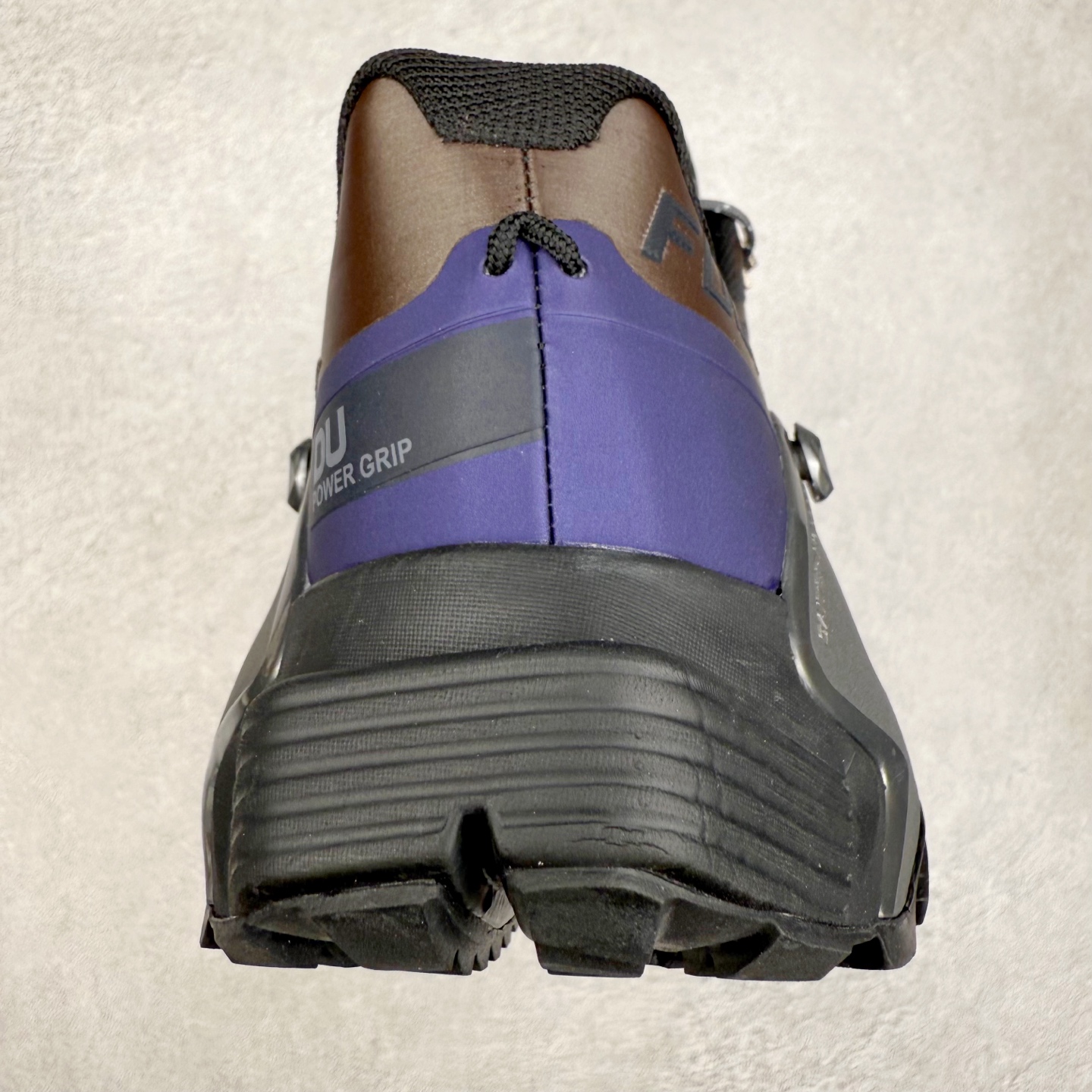 图片[8]-凯乐石 KAILAS FUGA DU 2 时尚百搭网布橡胶TPU减震防滑耐磨透气低帮越野跑步鞋 KAILAS凯乐石品牌是全球三大全系攀登品牌之一，于2003年创立于中国广州，致力于为有攀登梦想的户外运动员及爱好者，研发制造功能性专业装备，满足他们在极限环境下安全舒适的需求，凯乐石专注于科技面料的开发及专业功能设计，产品线覆盖登山、攀岩、徒步、越野跑山、露营、旅行等多项户外运动，通过运动员的测试反馈，不断进化迭代，产品荣获国内外大奖71座，发明专利21个，更突破性的自主研发攀登器械，打造出中国的攀登硬实力。实拍调校N版已经零色差零失真 百分百还原实物色彩所见即所得 不存在货不对板色差等低级问题 选购参考实物拍摄 不混卖不参货 只用心做好货严格选品 承诺混一赔十 尺码：36 36.5 37.5 38 38.5 39 40 40.5 41 42 42.5 43 44 44.5 45-选品中心