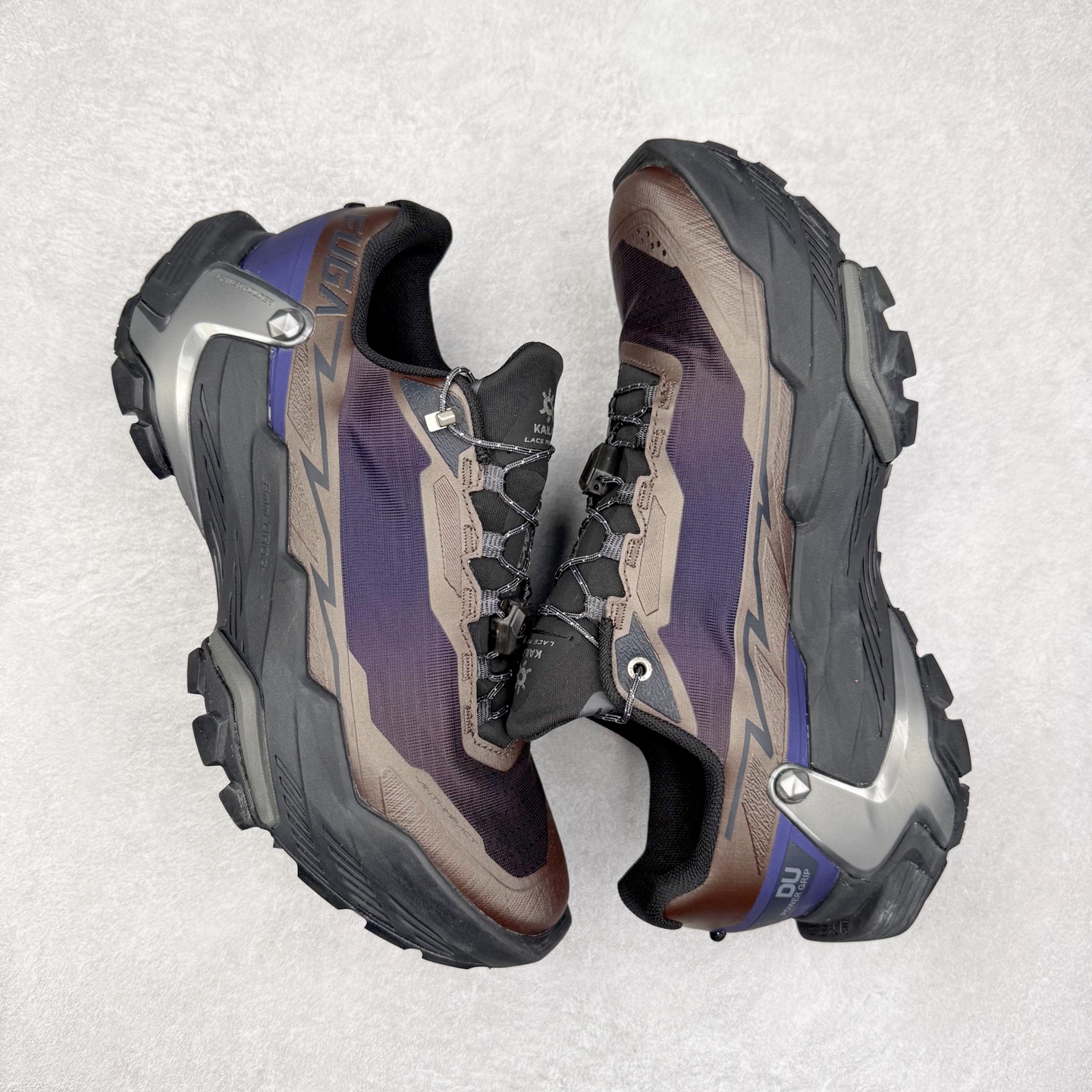 图片[3]-凯乐石 KAILAS FUGA DU 2 时尚百搭网布橡胶TPU减震防滑耐磨透气低帮越野跑步鞋 KAILAS凯乐石品牌是全球三大全系攀登品牌之一，于2003年创立于中国广州，致力于为有攀登梦想的户外运动员及爱好者，研发制造功能性专业装备，满足他们在极限环境下安全舒适的需求，凯乐石专注于科技面料的开发及专业功能设计，产品线覆盖登山、攀岩、徒步、越野跑山、露营、旅行等多项户外运动，通过运动员的测试反馈，不断进化迭代，产品荣获国内外大奖71座，发明专利21个，更突破性的自主研发攀登器械，打造出中国的攀登硬实力。实拍调校N版已经零色差零失真 百分百还原实物色彩所见即所得 不存在货不对板色差等低级问题 选购参考实物拍摄 不混卖不参货 只用心做好货严格选品 承诺混一赔十 尺码：36 36.5 37.5 38 38.5 39 40 40.5 41 42 42.5 43 44 44.5 45-选品中心