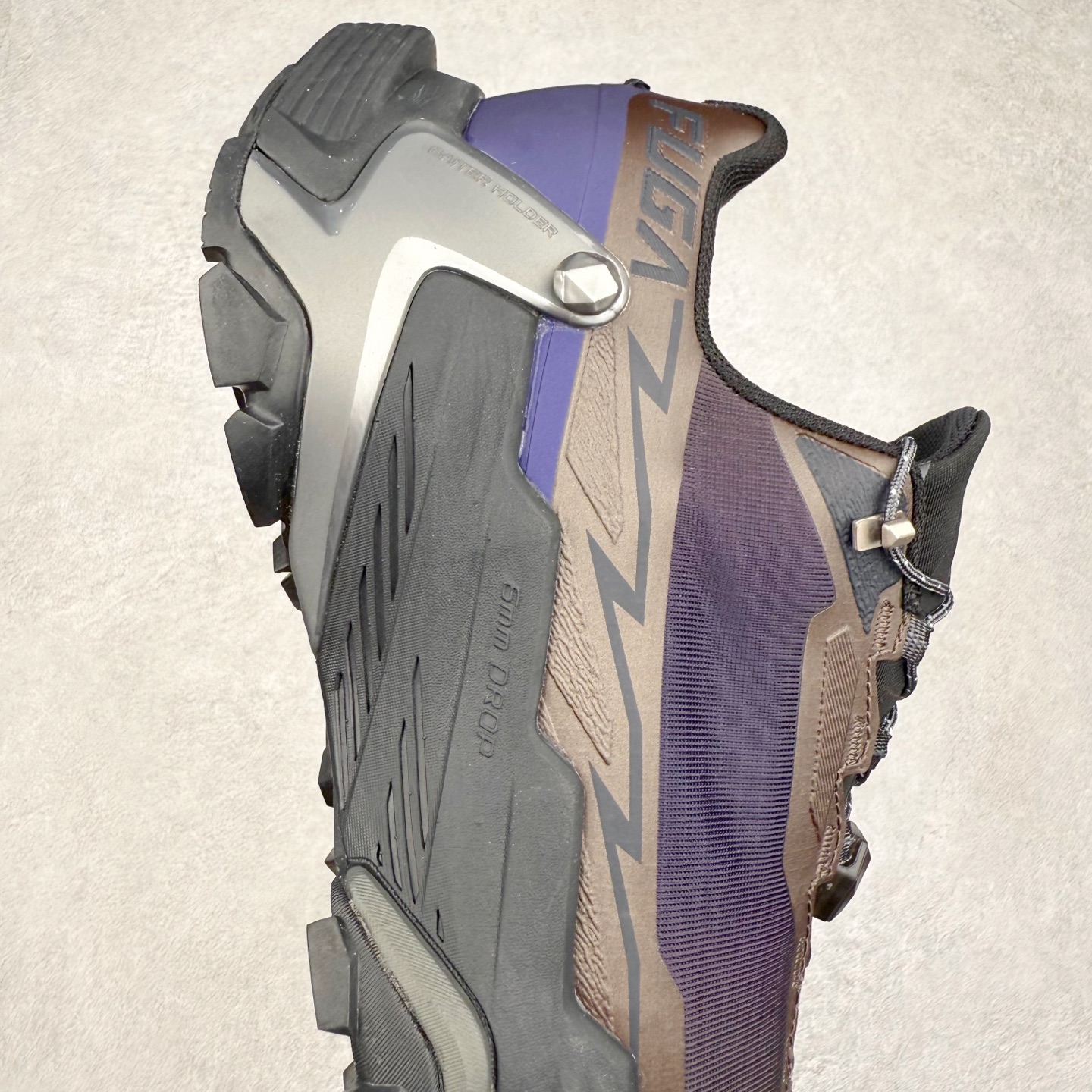 图片[6]-凯乐石 KAILAS FUGA DU 2 时尚百搭网布橡胶TPU减震防滑耐磨透气低帮越野跑步鞋 KAILAS凯乐石品牌是全球三大全系攀登品牌之一，于2003年创立于中国广州，致力于为有攀登梦想的户外运动员及爱好者，研发制造功能性专业装备，满足他们在极限环境下安全舒适的需求，凯乐石专注于科技面料的开发及专业功能设计，产品线覆盖登山、攀岩、徒步、越野跑山、露营、旅行等多项户外运动，通过运动员的测试反馈，不断进化迭代，产品荣获国内外大奖71座，发明专利21个，更突破性的自主研发攀登器械，打造出中国的攀登硬实力。实拍调校N版已经零色差零失真 百分百还原实物色彩所见即所得 不存在货不对板色差等低级问题 选购参考实物拍摄 不混卖不参货 只用心做好货严格选品 承诺混一赔十 尺码：36 36.5 37.5 38 38.5 39 40 40.5 41 42 42.5 43 44 44.5 45-选品中心